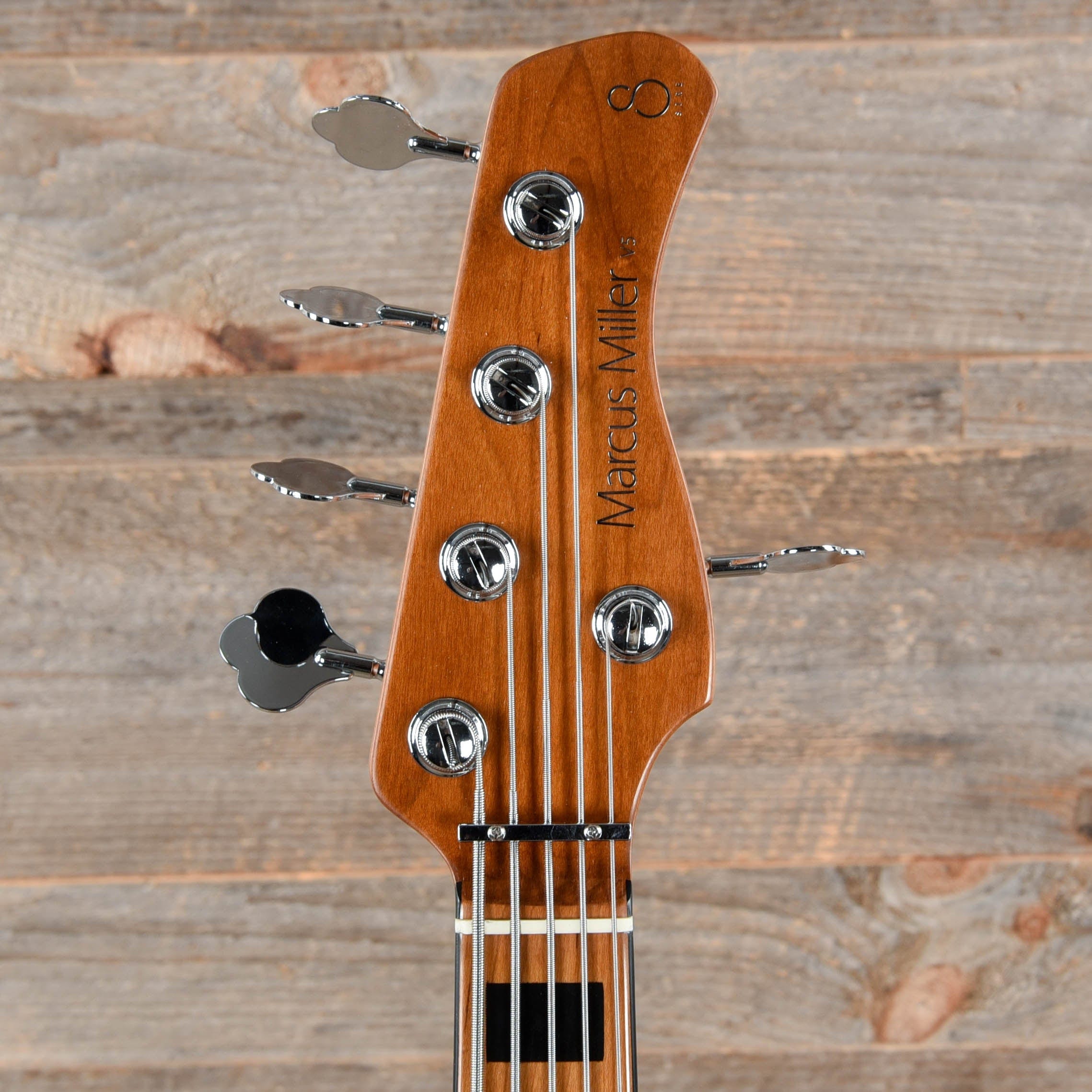 Sire Marcus Miller V5 Alder 5-String Natural (2nd Gen) Bass Guitars / 5-String or More