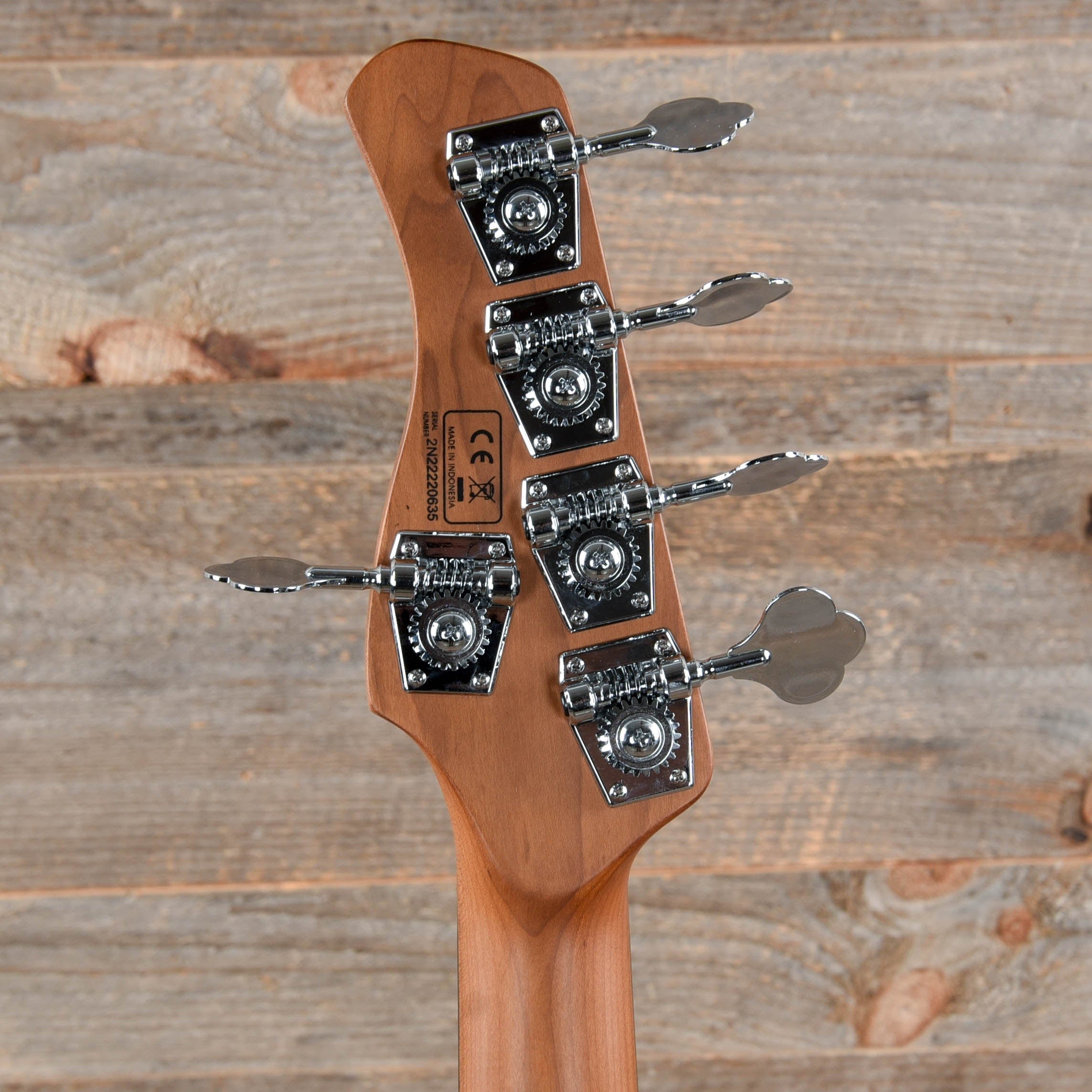 Sire Marcus Miller V5 Alder 5-String Natural (2nd Gen) Bass Guitars / 5-String or More