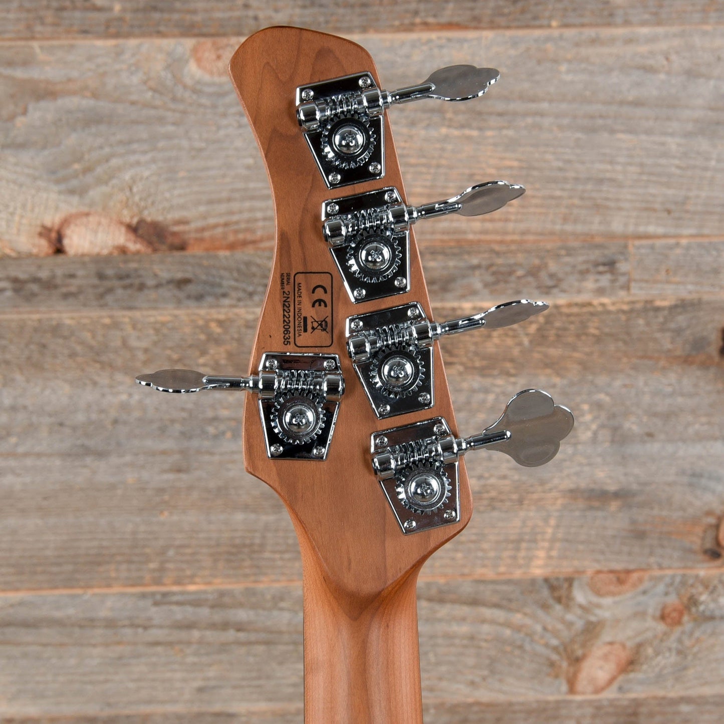 Sire Marcus Miller V5 Alder 5-String Natural (2nd Gen) Bass Guitars / 5-String or More