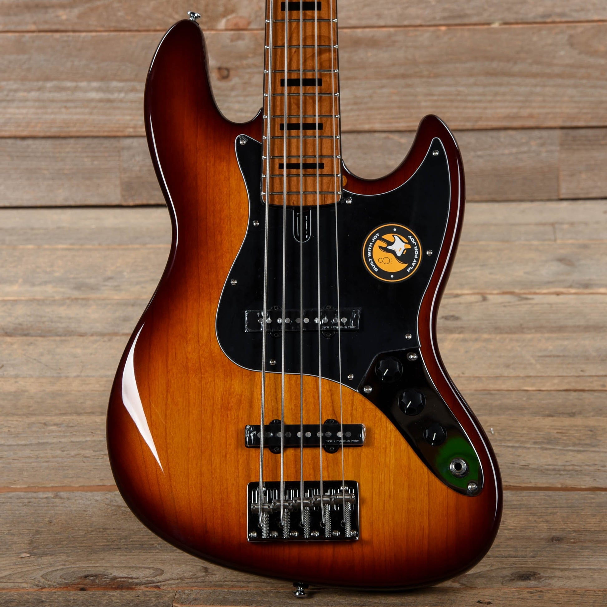 Sire Marcus Miller V5 Alder 5-String Tobacco Sunburst (2nd Gen) Bass Guitars / 5-String or More