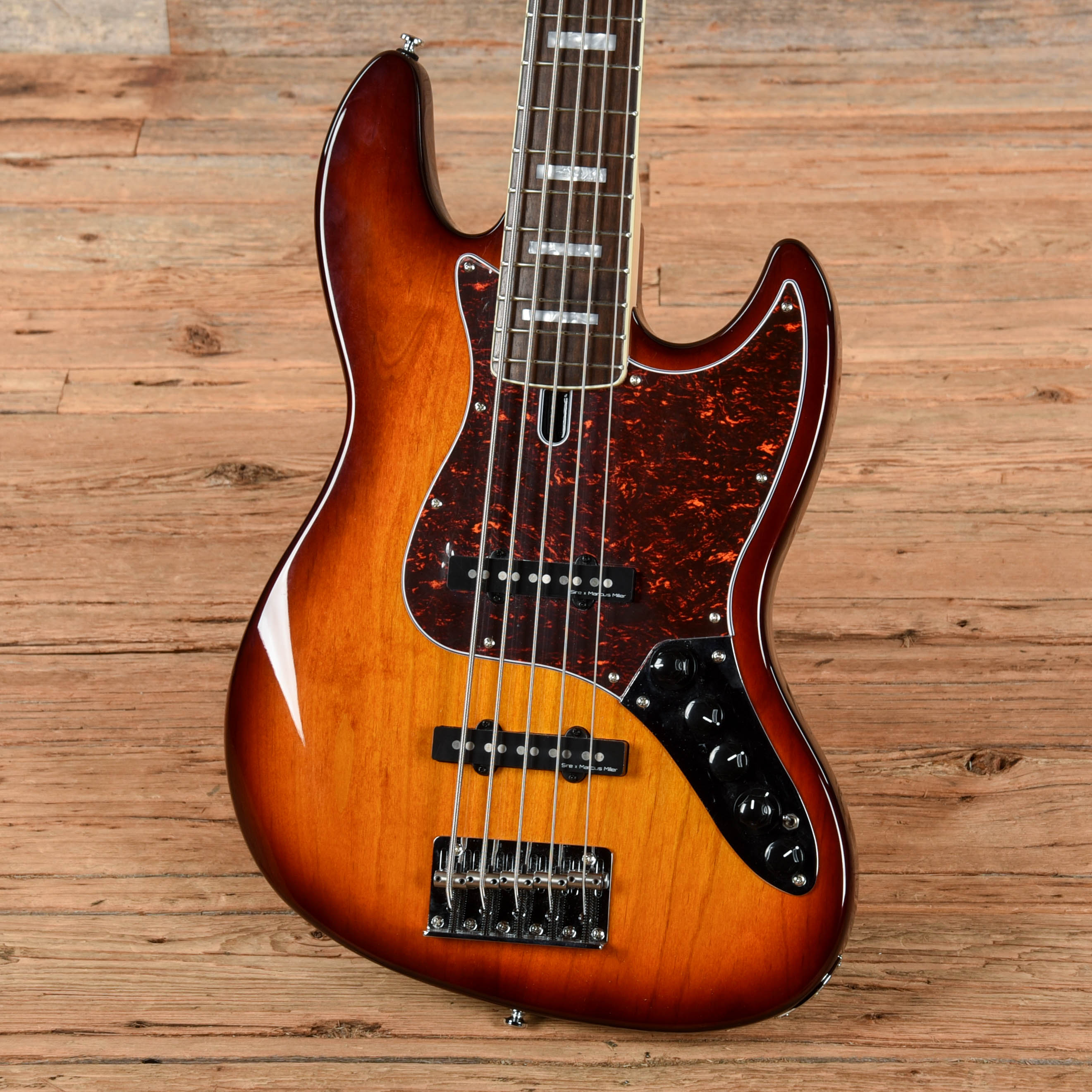 Sire Marcus Miller V7 5-String Sunburst 2024 Bass Guitars / 5-String or More