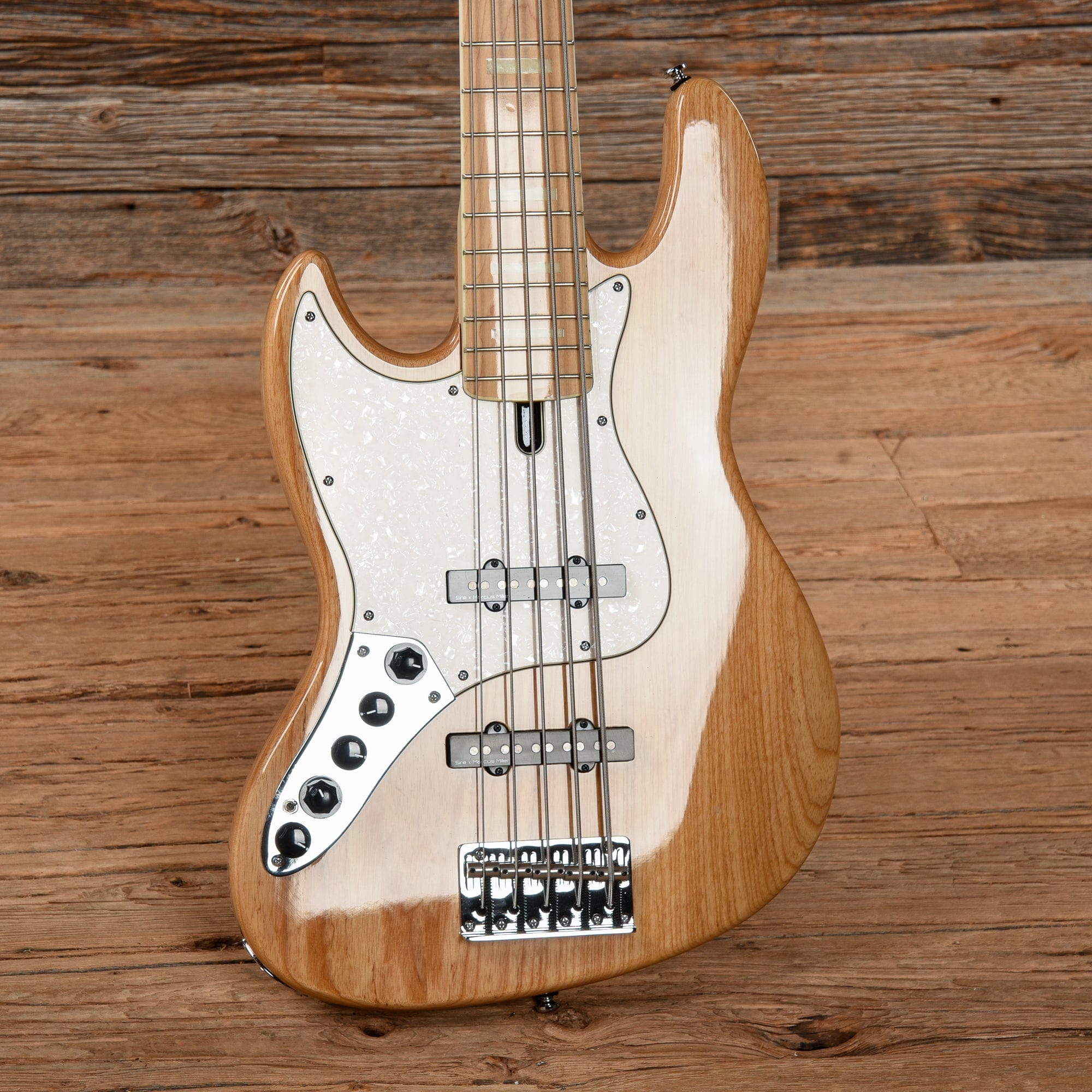 Sire Marcus Miller V7 Swamp Ash 5-String LEFTY Natural (2nd Gen) Bass Guitars / 5-String or More