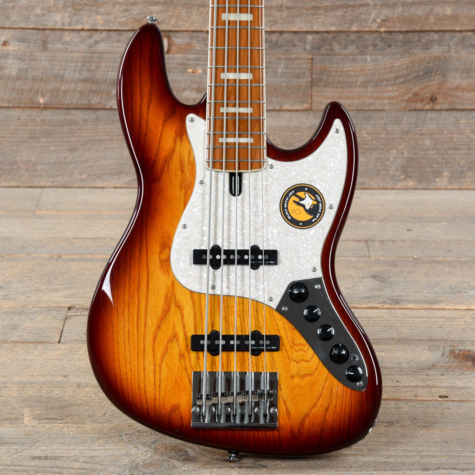 Sire Marcus Miller V8 Swamp Ash 5-String Tobacco Sunburst – Chicago ...