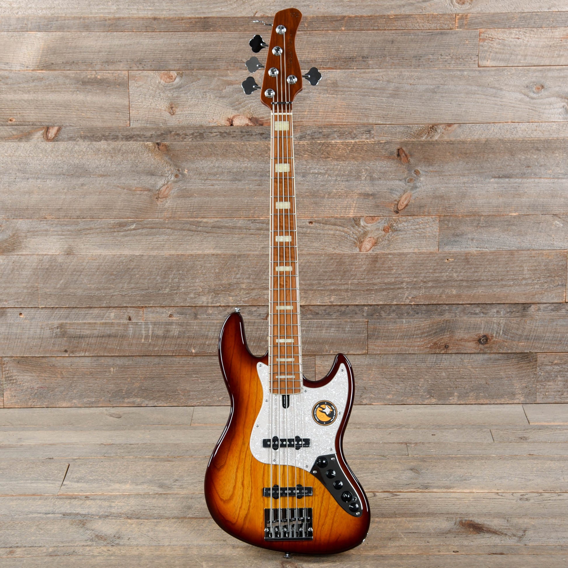Sire Marcus Miller V8 Swamp Ash 5-String Tobacco Sunburst 