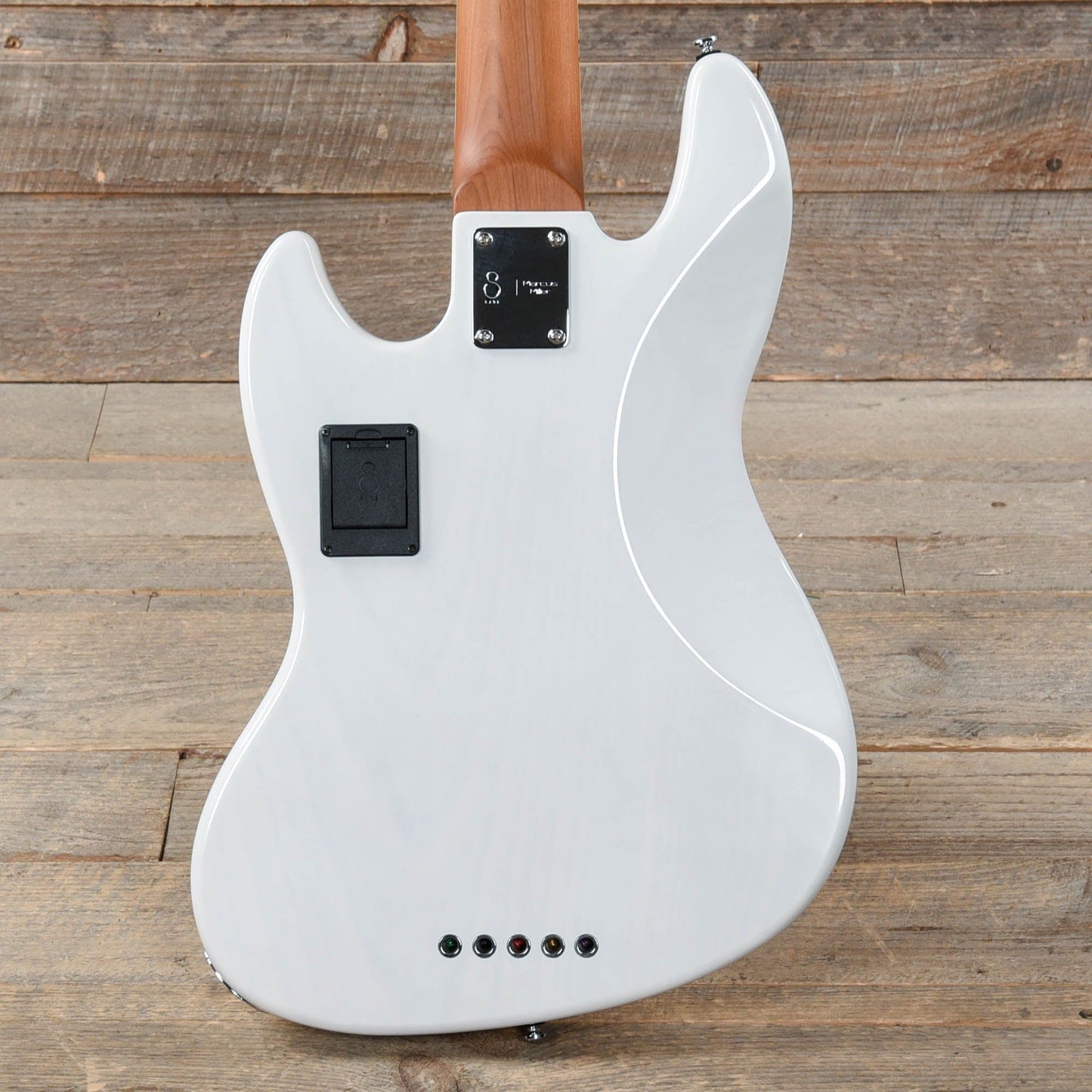 Sire Marcus Miller V8 Swamp Ash 5-String White Blonde Bass Guitars / 5-String or More