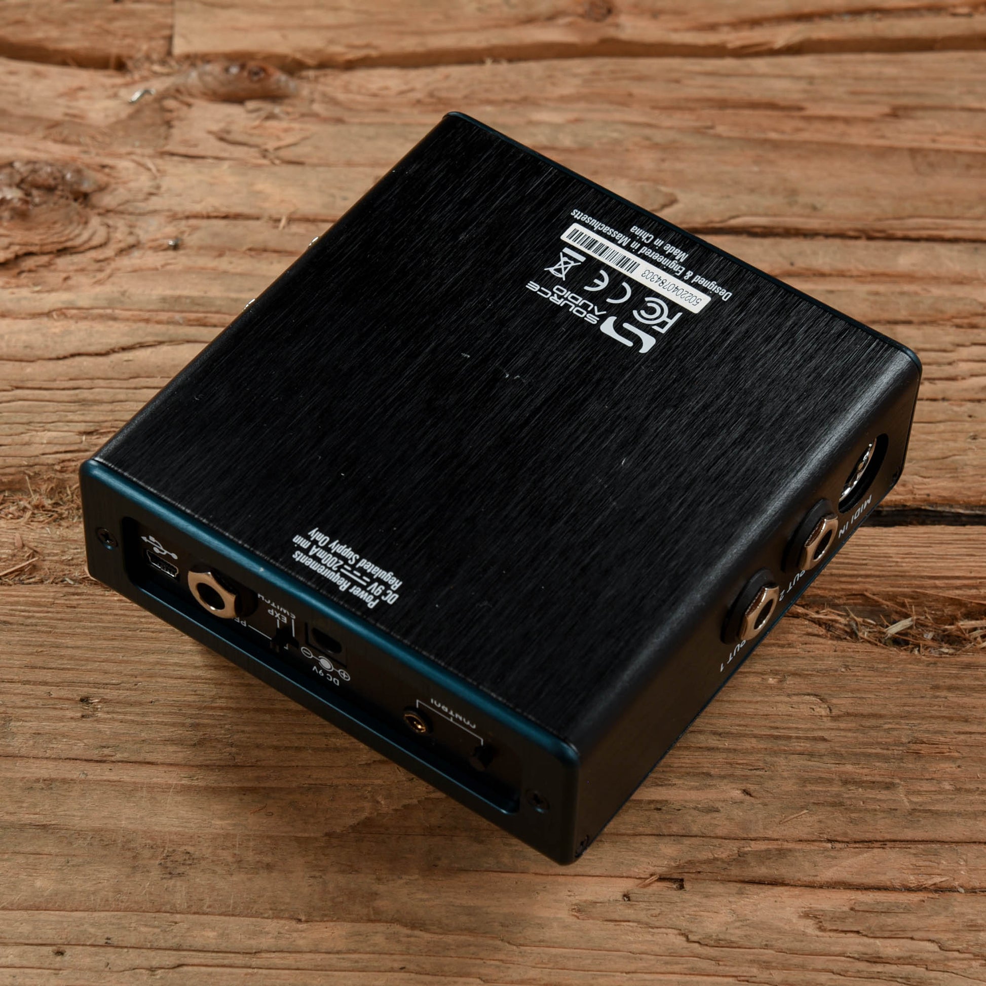 Source Audio SA263 Collider Delay + Reverb – Chicago Music Exchange