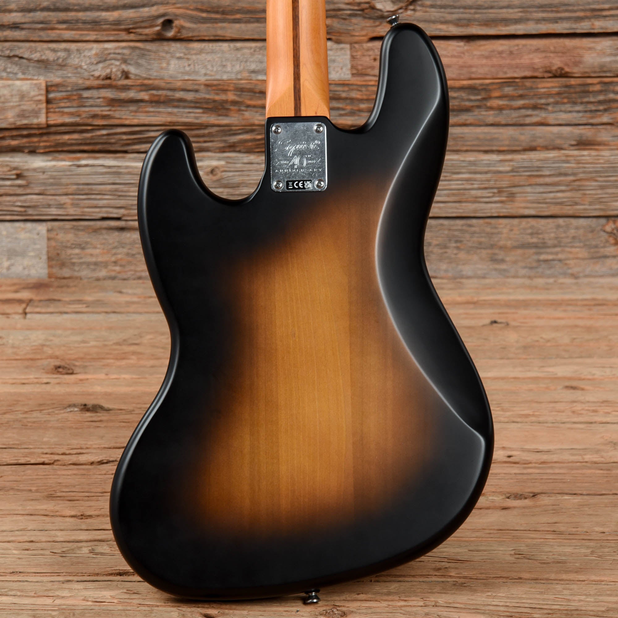 Squier 40th Anniversary Vintage Edition Jazz Bass Satin Wide 2-Color Sunburst 2022 Bass Guitars / 4-String