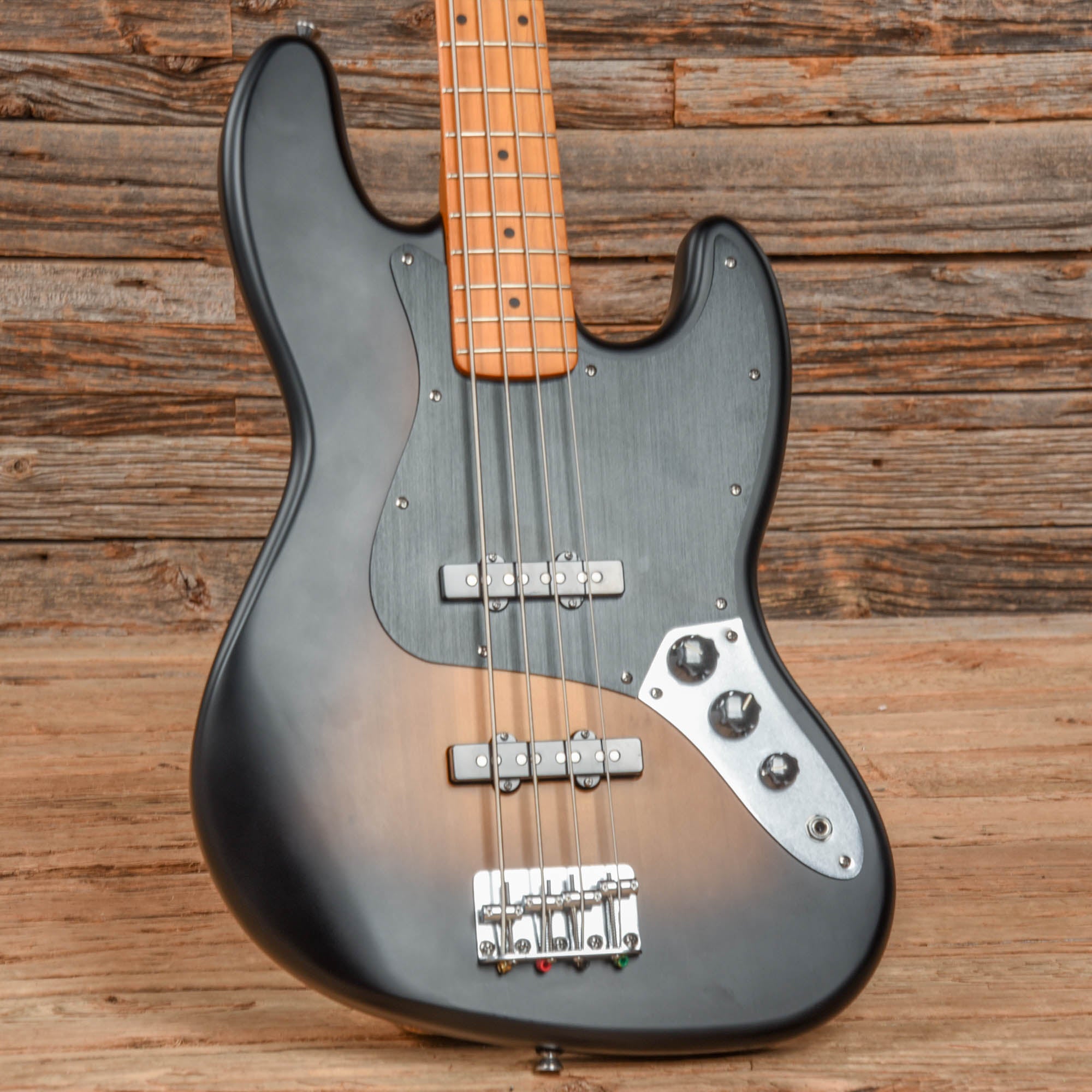 Squier 40th Anniversary Vintage Edition Jazz Bass Satin Wide 2-Color Sunburst 2022 Bass Guitars / 4-String