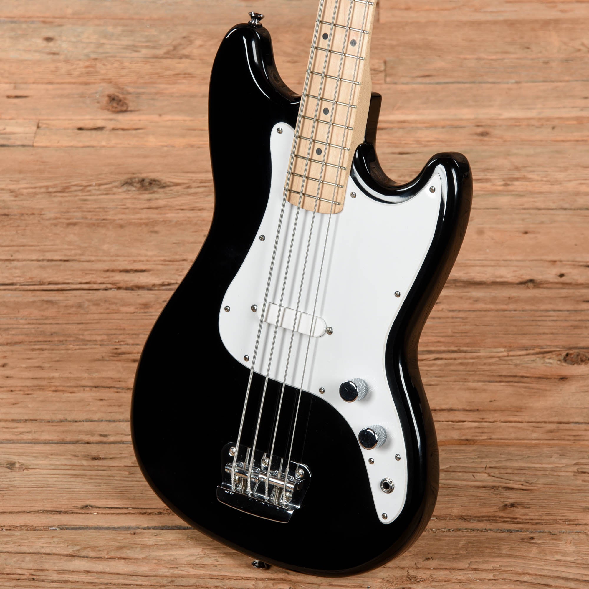 Squier Affinity Bronco Bass Black 2020 – Chicago Music Exchange