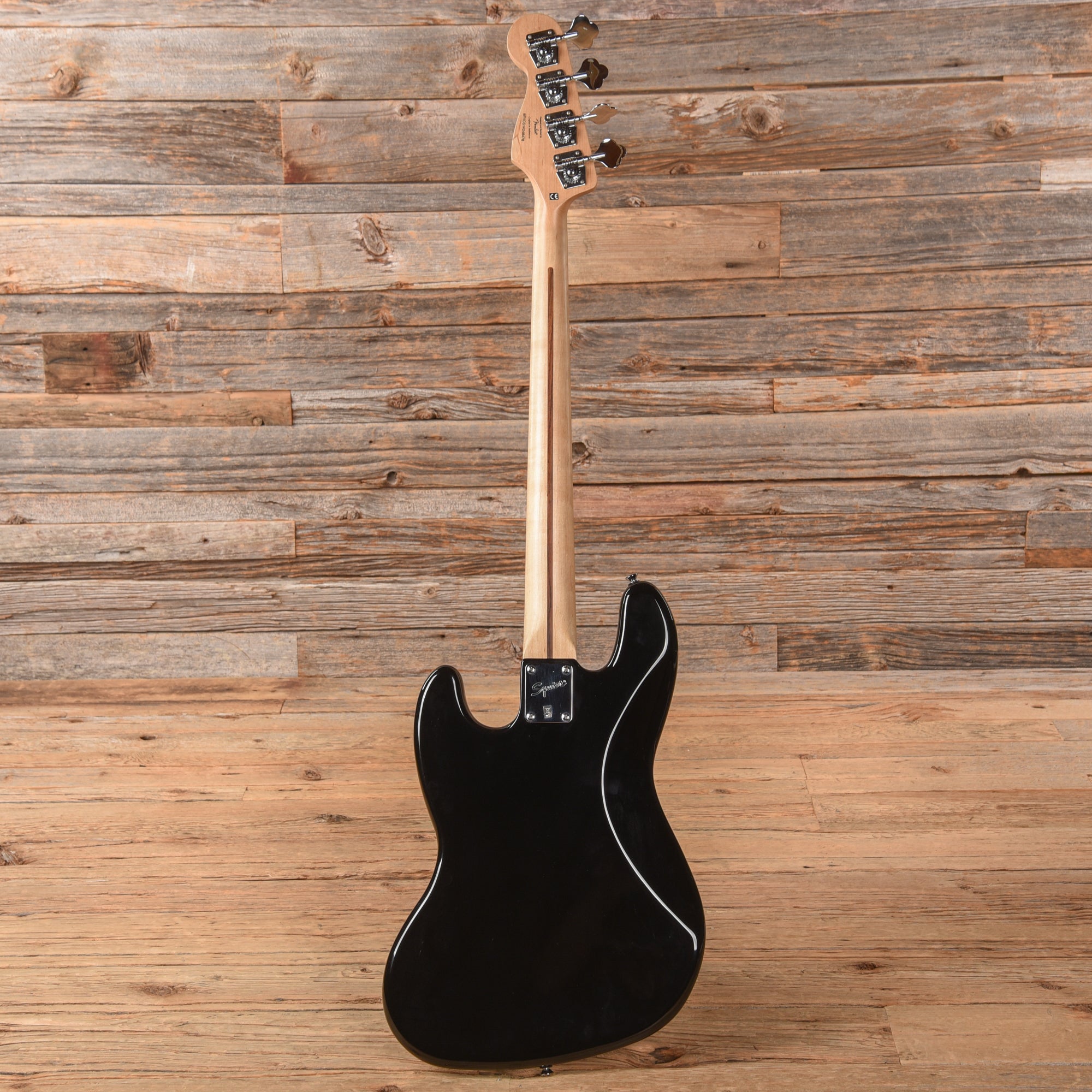 Squier Affinity Series Jazz Bass Black 2014 Bass Guitars / 4-String