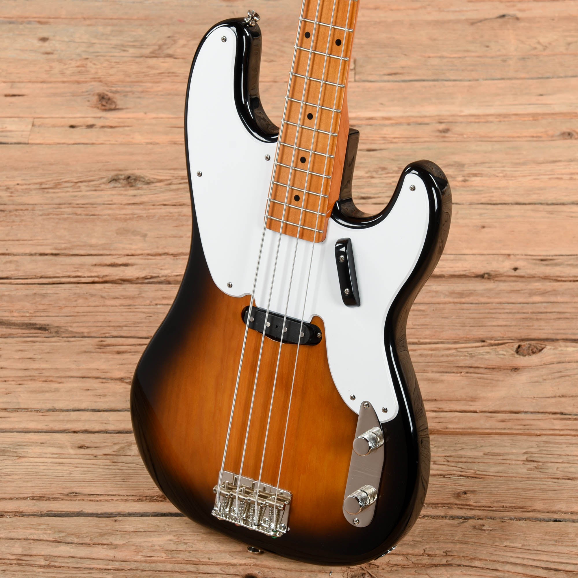 Squier Classic Vibe '50s Precision Bass Sunburst 2022 Bass Guitars / 4-String