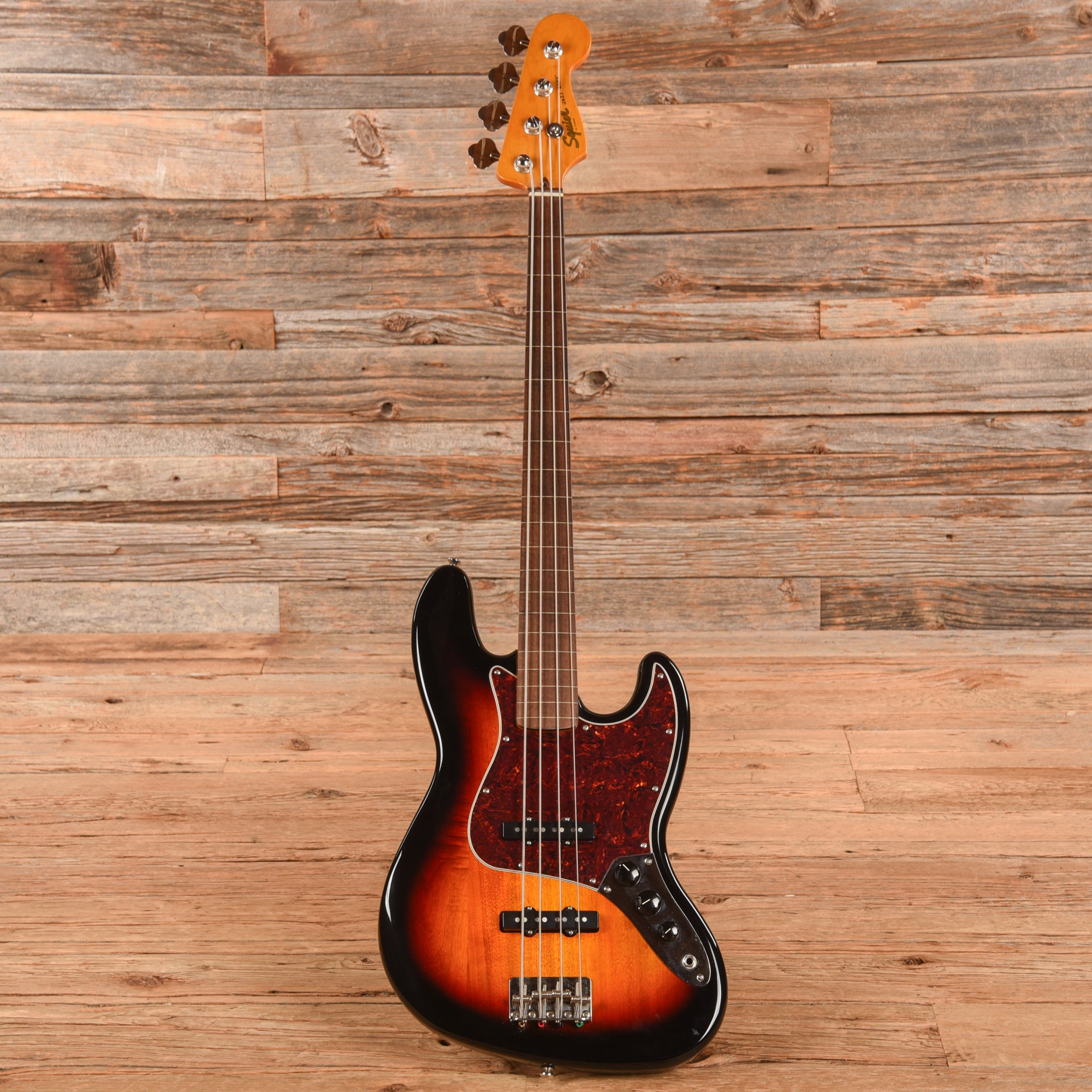 Squier Classic Vibe '60s Jazz Bass Fretless Sunburst 2020 Bass Guitars / 4-String