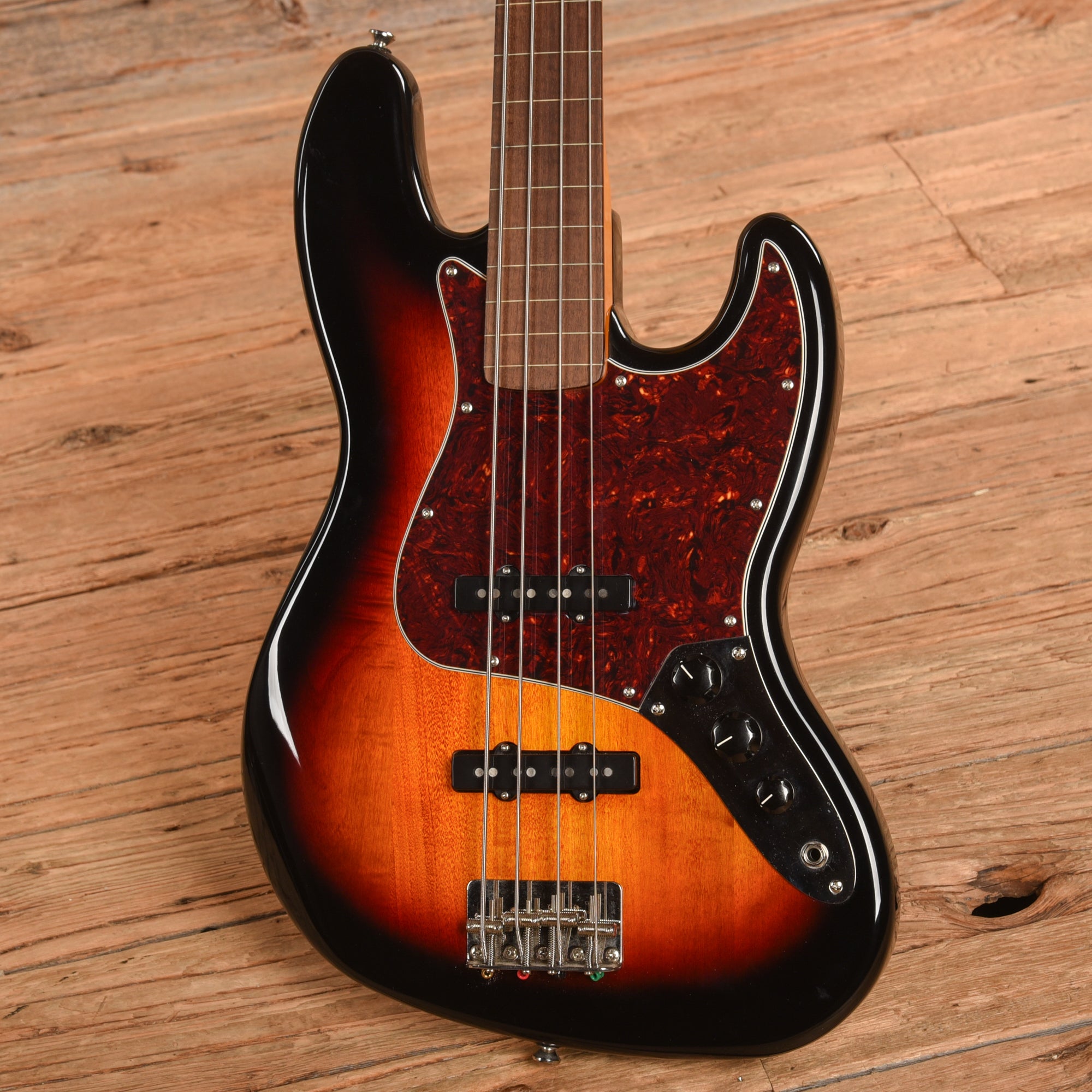 Squier Classic Vibe '60s Jazz Bass Fretless Sunburst 2020 Bass Guitars / 4-String