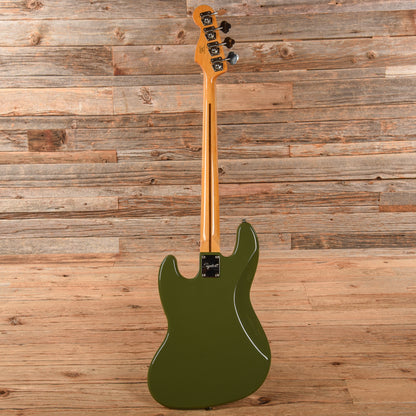 Squier Classic Vibe '60s Jazz Bass Olive Bass Guitars / 4-String