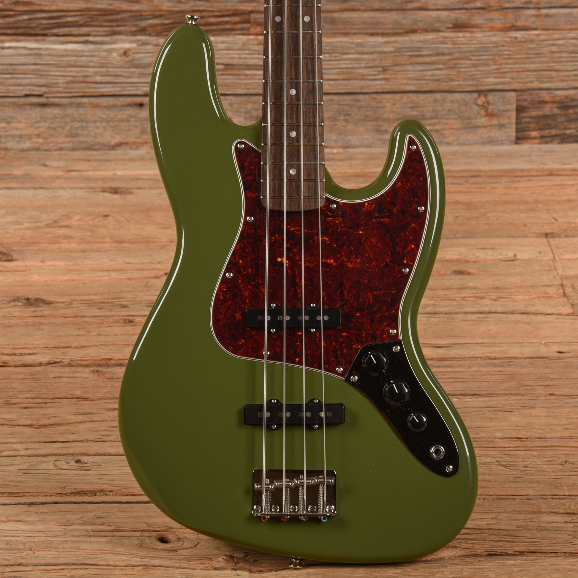 Squier Classic Vibe '60s Jazz Bass Olive Bass Guitars / 4-String