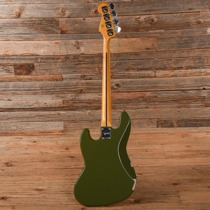 Squier Classic Vibe '60s Jazz Bass Olive Bass Guitars / 4-String