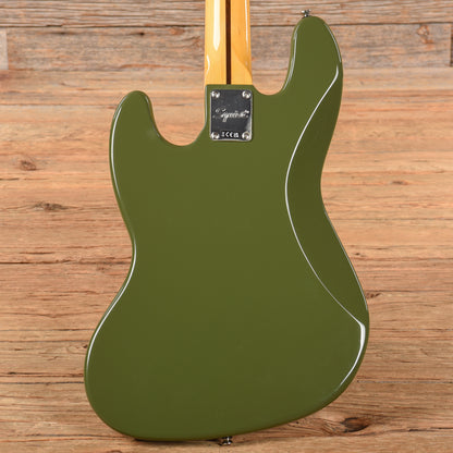 Squier Classic Vibe '60s Jazz Bass Olive Bass Guitars / 4-String