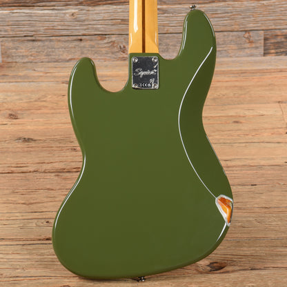 Squier Classic Vibe '60s Jazz Bass Olive Bass Guitars / 4-String