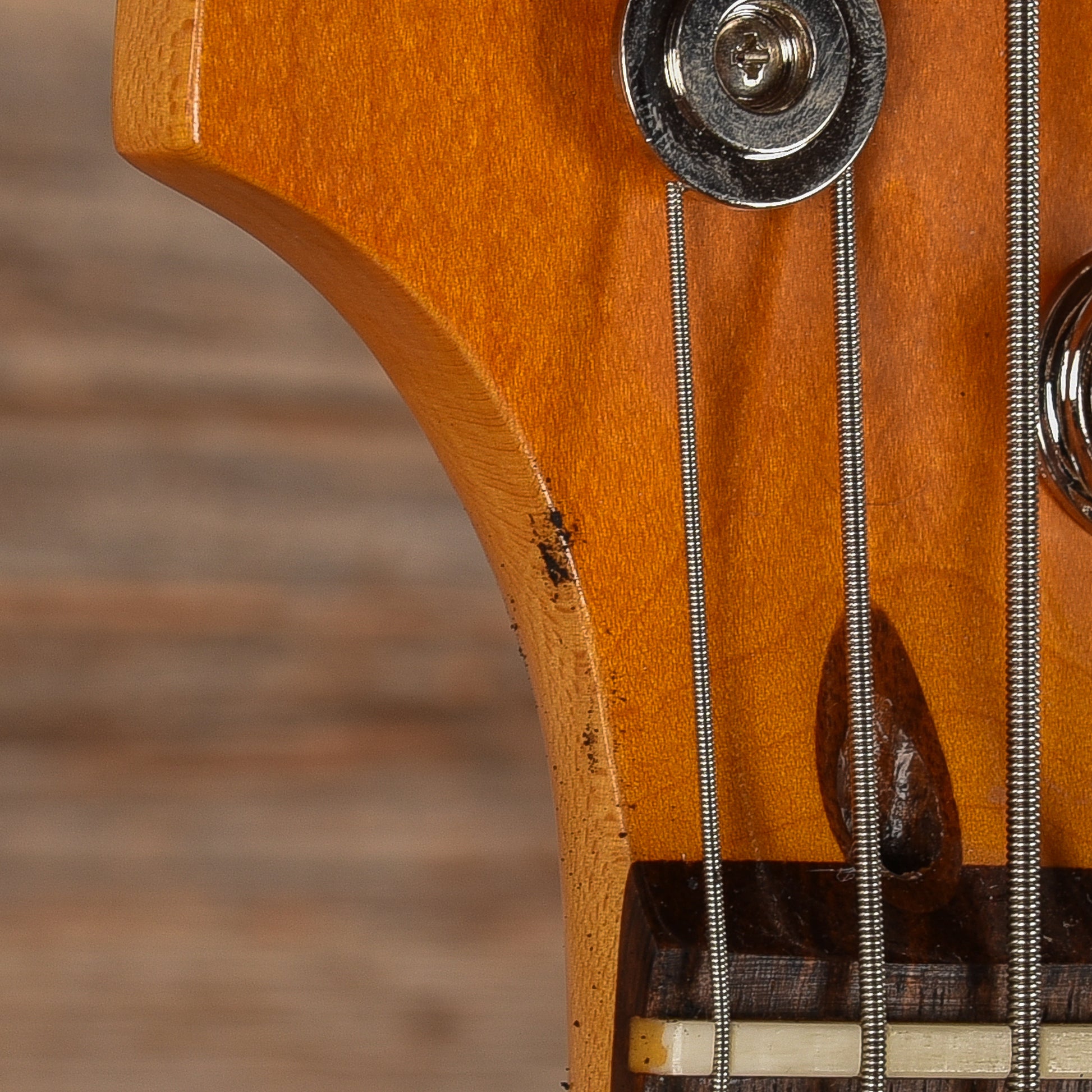 Squier Classic Vibe '60s Precision Bass Sunburst 2022 LEFTY Bass Guitars / 4-String