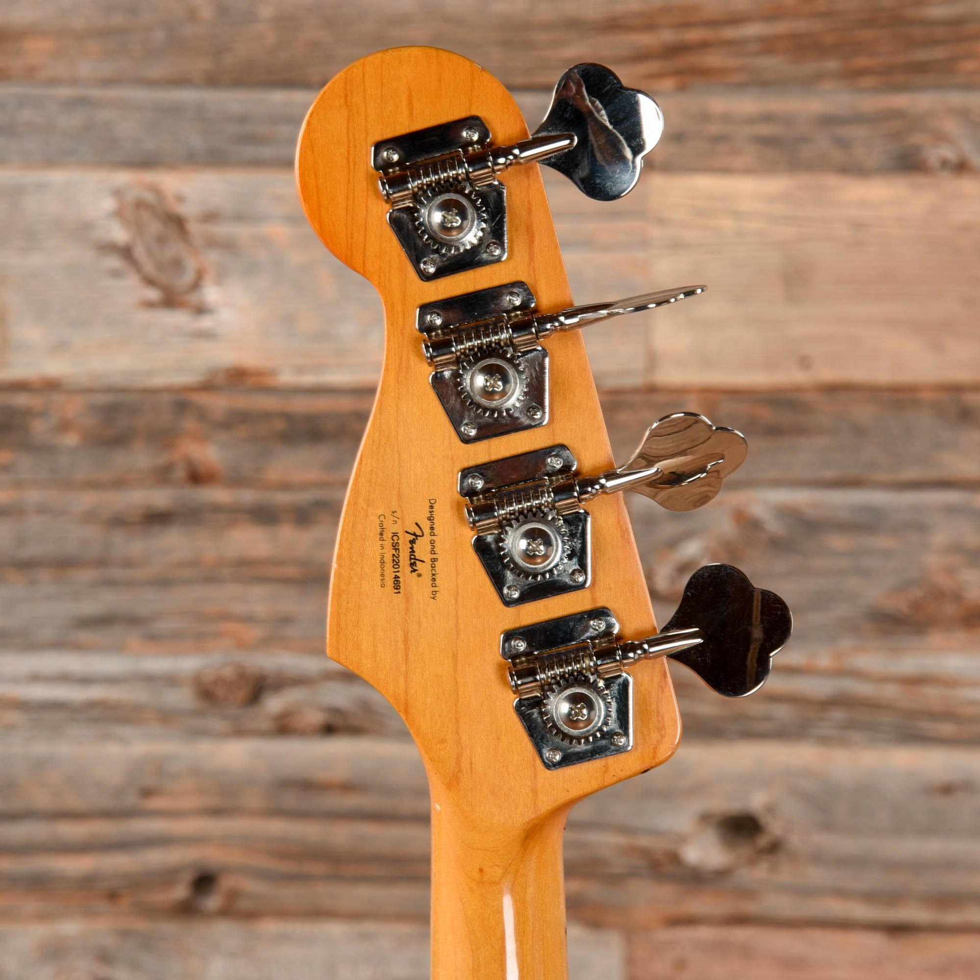 Squier Classic Vibe Late '60s Jazz Bass Lake Placid Blue