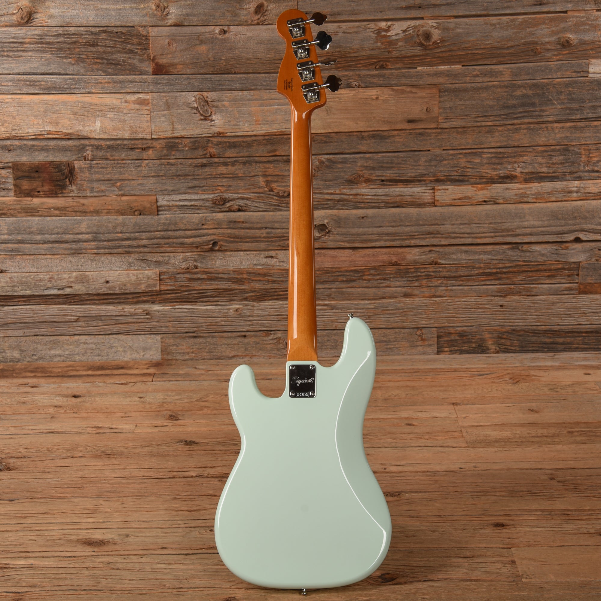 Squier FSR Classic Vibe '60s Precision Bass with Matching Headstock Sonic Blue 2022 Bass Guitars / 4-String