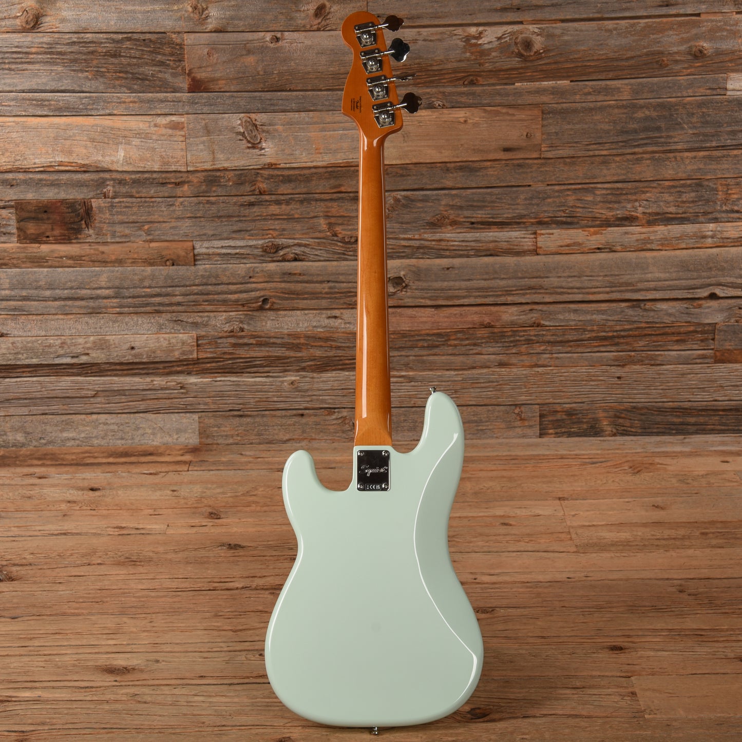 Squier FSR Classic Vibe '60s Precision Bass with Matching Headstock Sonic Blue 2022 Bass Guitars / 4-String