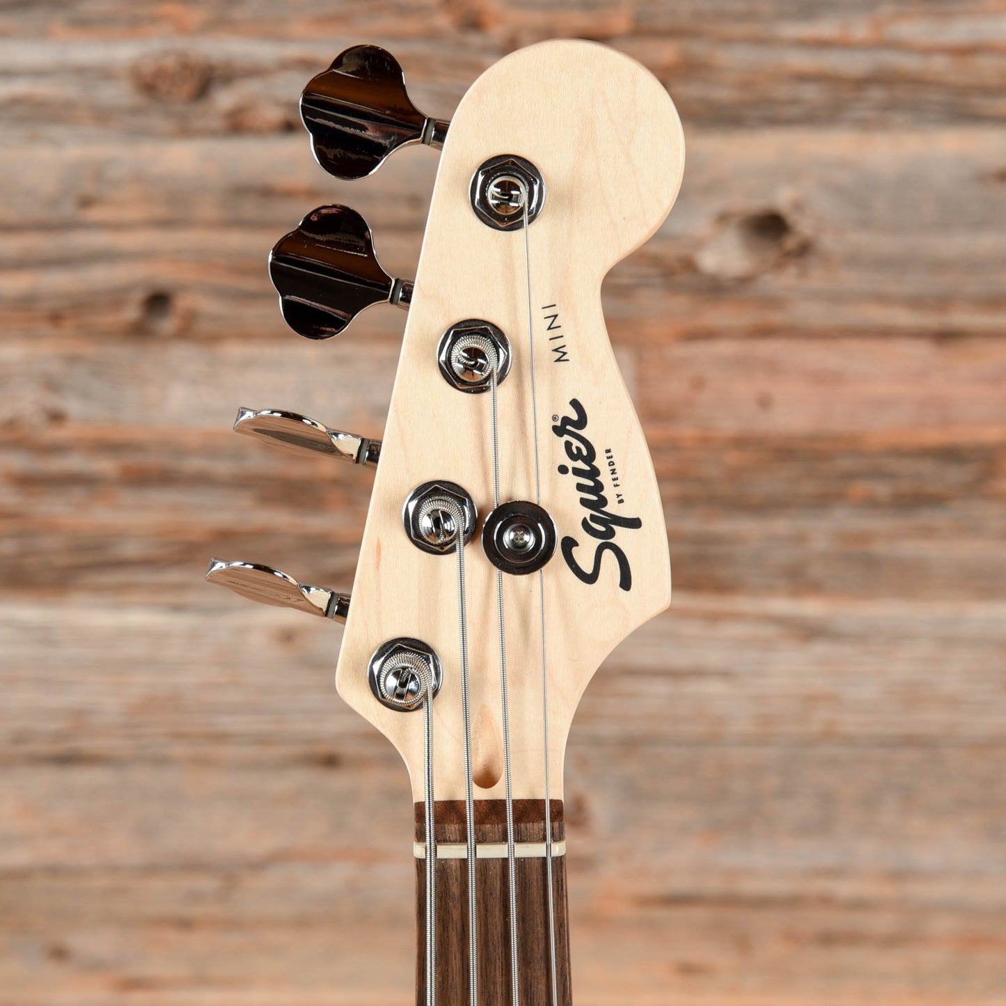 Squier Mini P-Bass Red 2020 Bass Guitars / 4-String