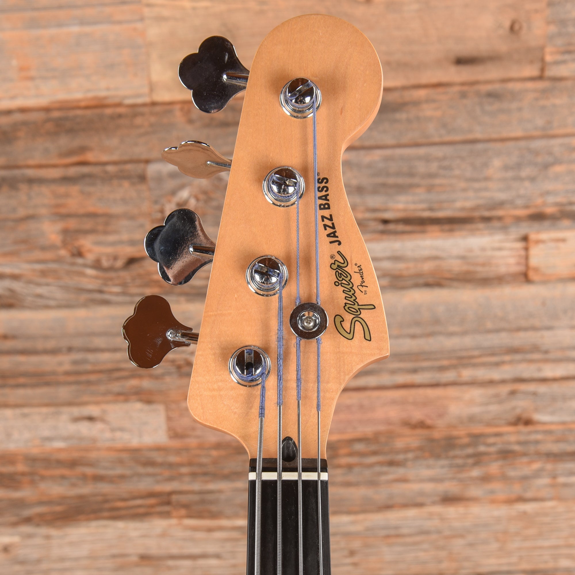 Squier Vintage Modified Fretless Jazz Bass Sunburst Bass Guitars / 4-String