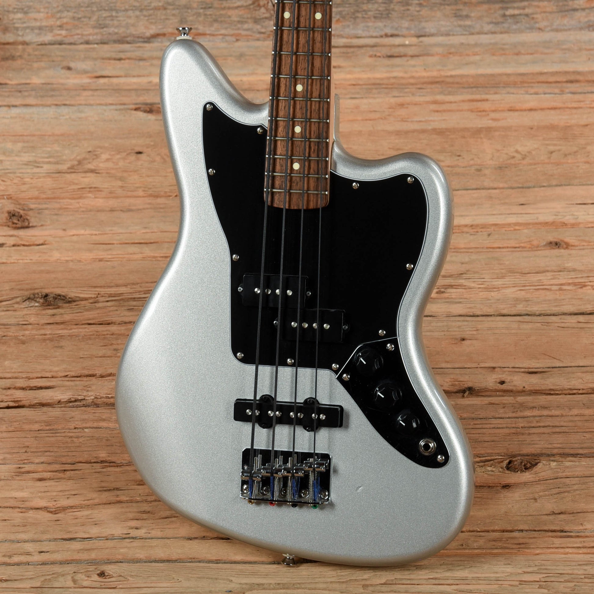 Squier Vintage Modified Jaguar Bass Special Silver 2015 Bass Guitars / 4-String