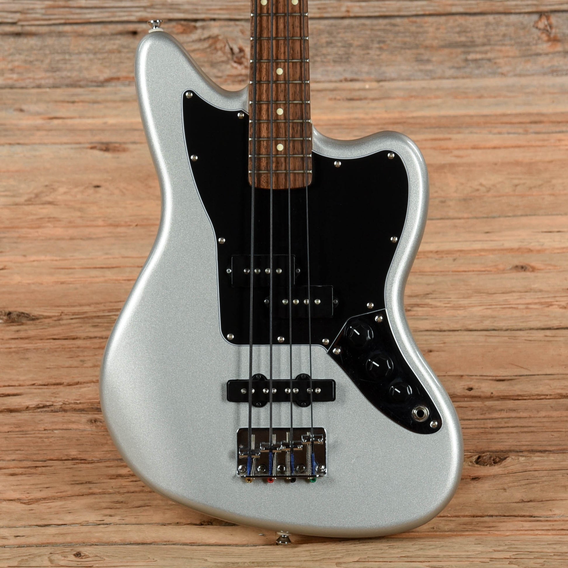Squier Vintage Modified Jaguar Bass Special Silver 2015 Bass Guitars / 4-String