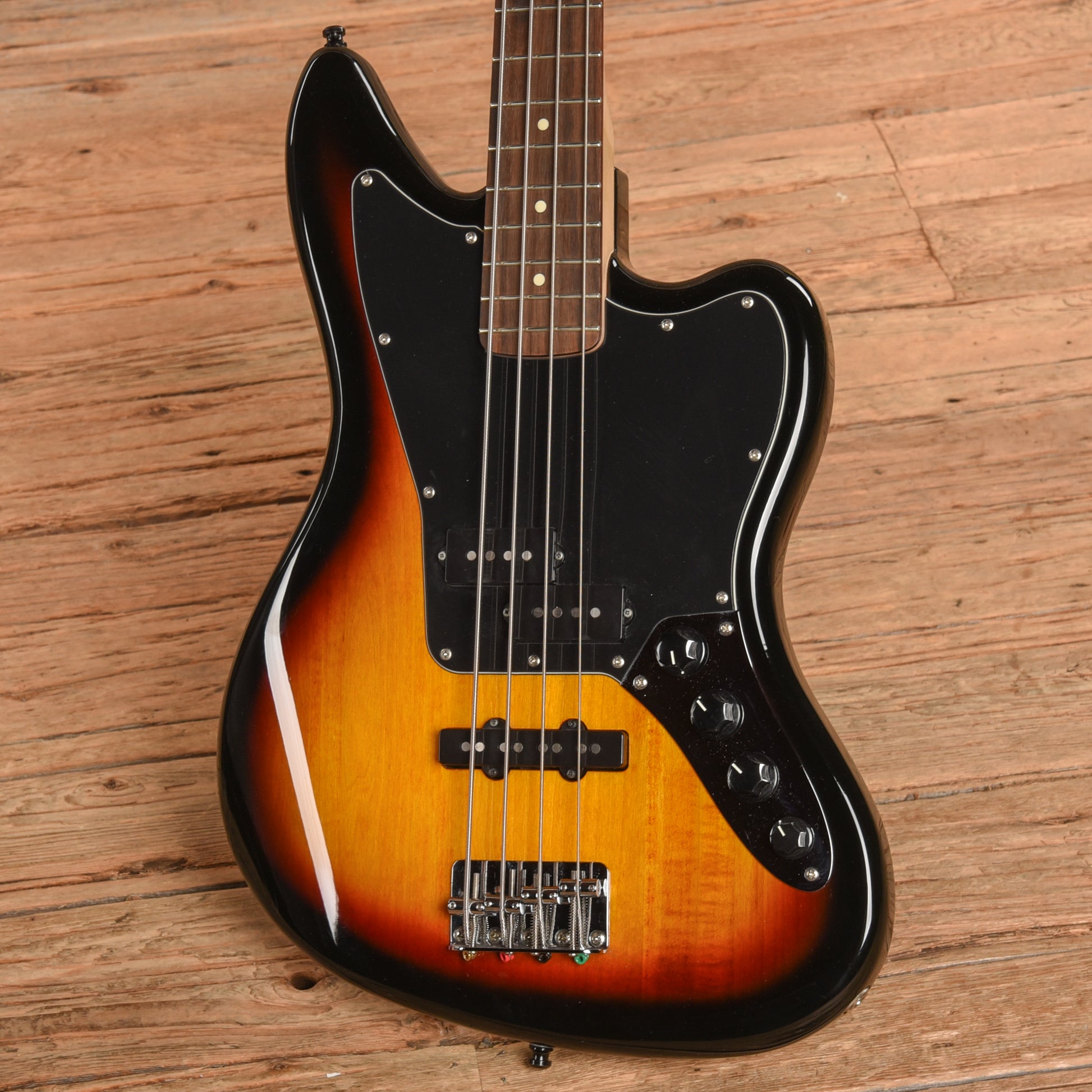 Squier Vintage Modified Jaguar Bass Special Sunburst 2016 Bass Guitars / 4-String