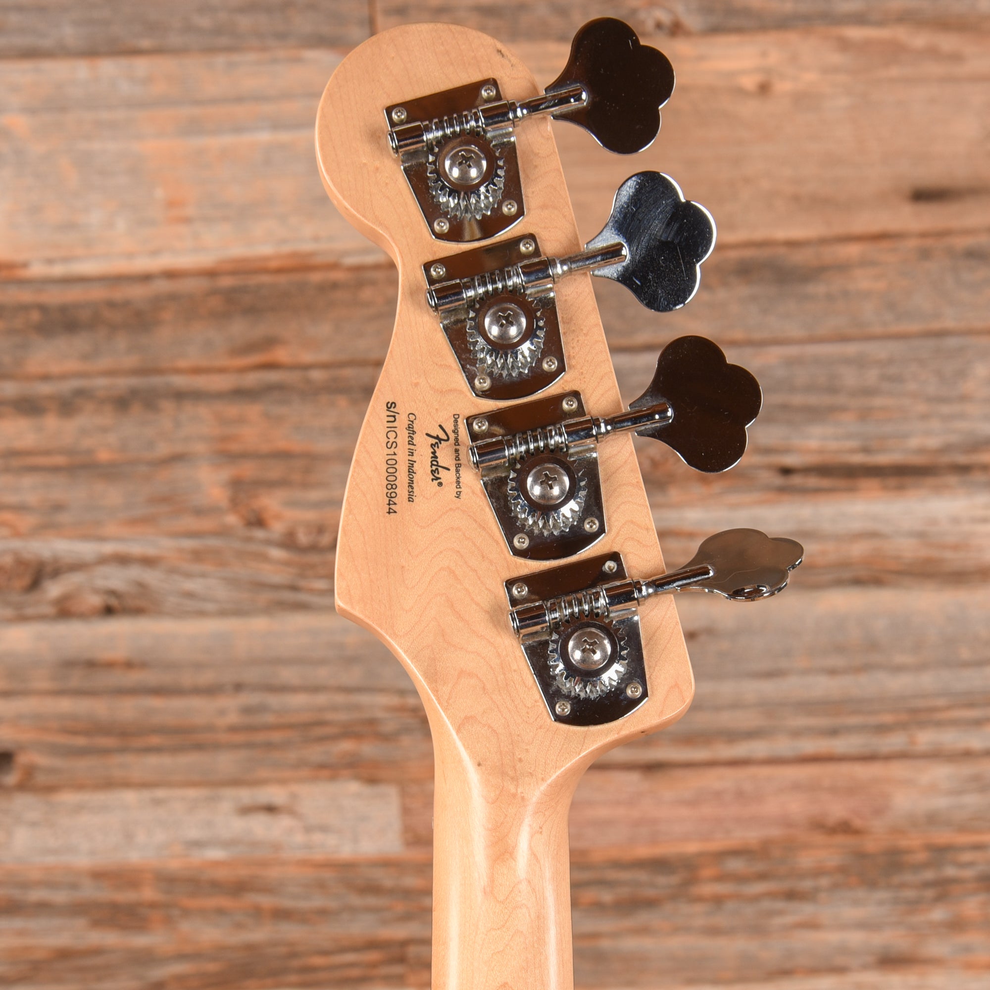 Squier Vintage Modified Jazz Bass Fretless 3-Color Sunburst 2010 Bass Guitars / 4-String