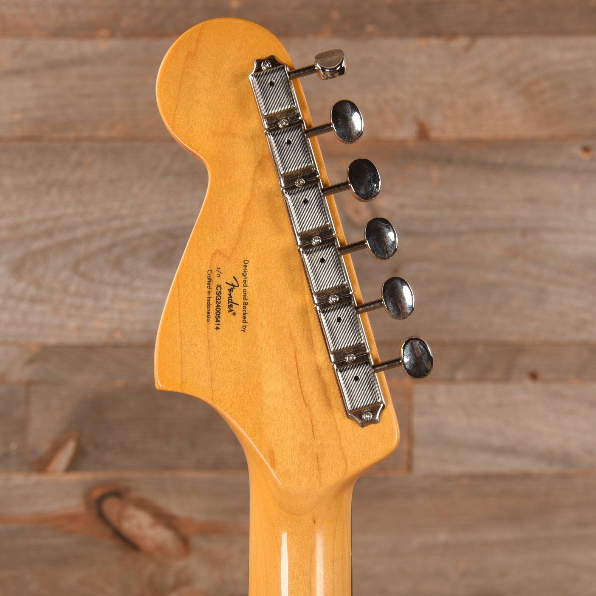 Squier Classic Vibe Bass VI Antigua Bass Guitars / 5-String or More