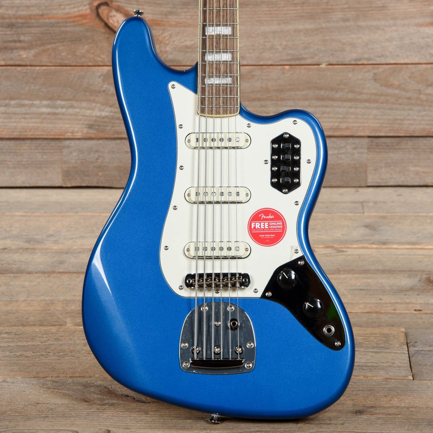 Squier Classic Vibe Bass VI Lake Placid Blue w/Matching Headcap & 3-Ply Parchment Pickguard Bass Guitars / 5-String or More