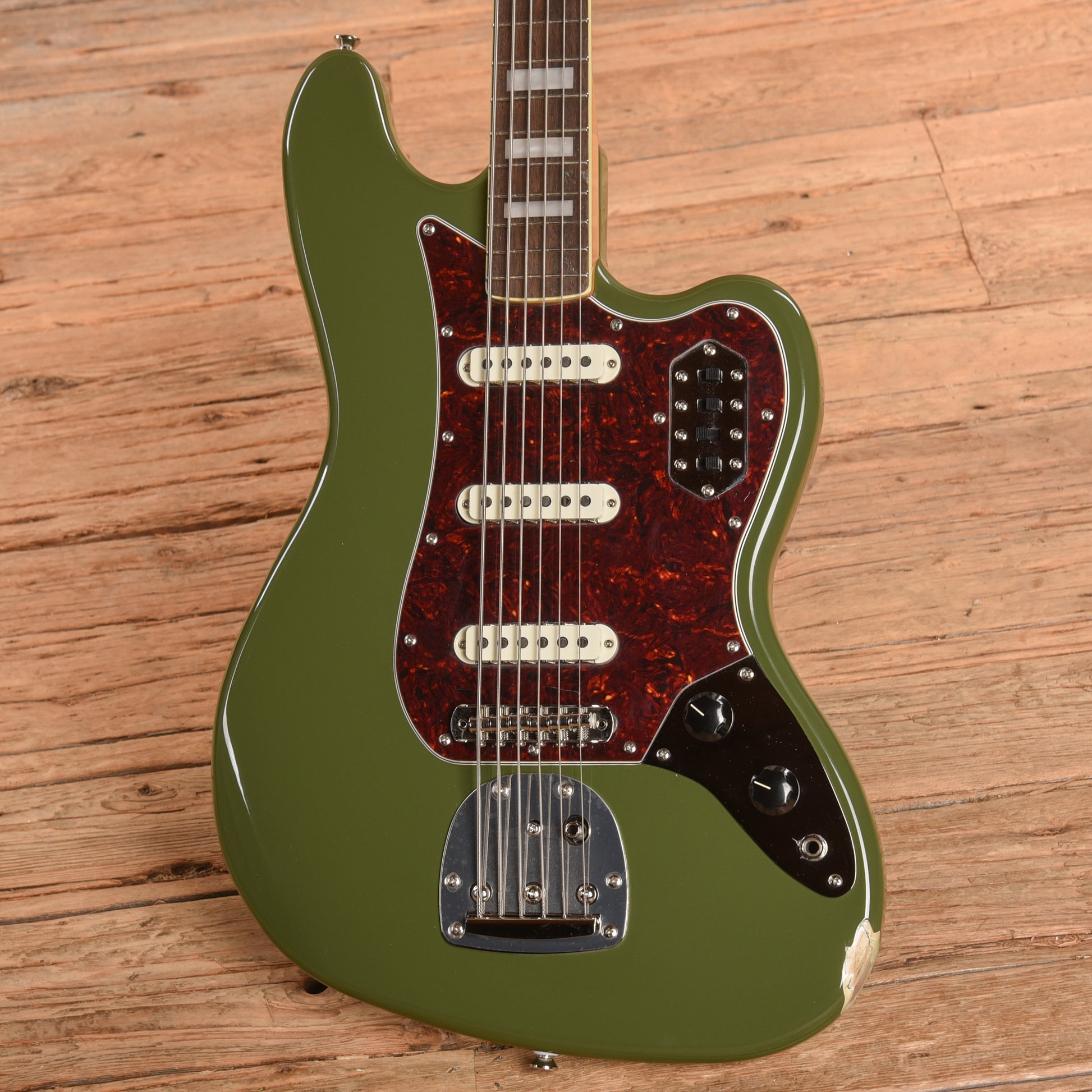 Squier Classic Vibe Bass VI Olive Bass Guitars / 5-String or More