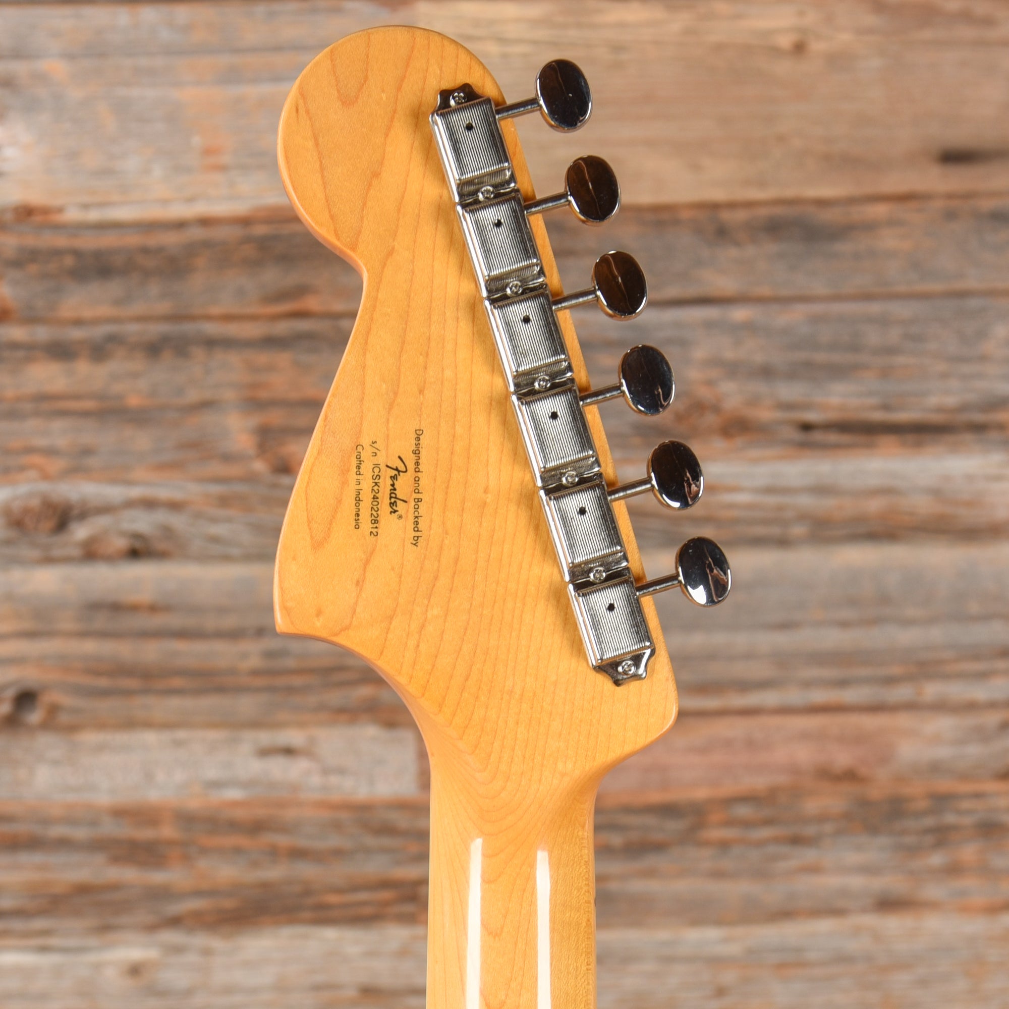 Squier Classic Vibe Bass VI Olive Bass Guitars / 5-String or More