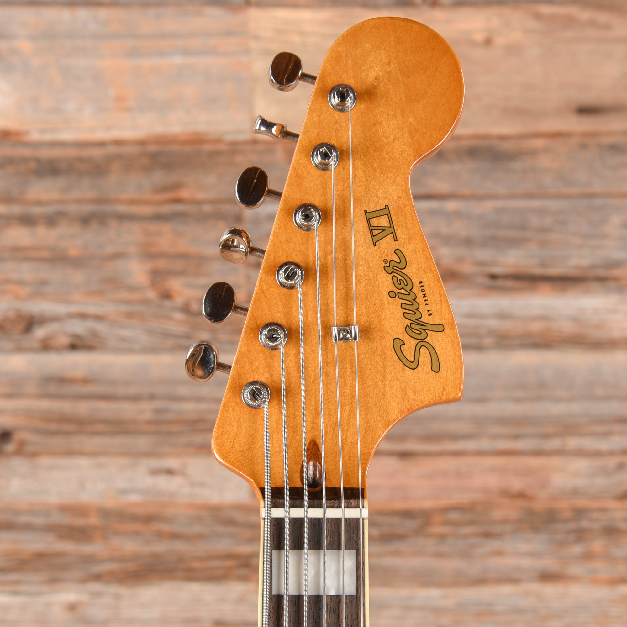 Squier Classic Vibe Bass VI Sunburst 2019 Bass Guitars / 5-String or More