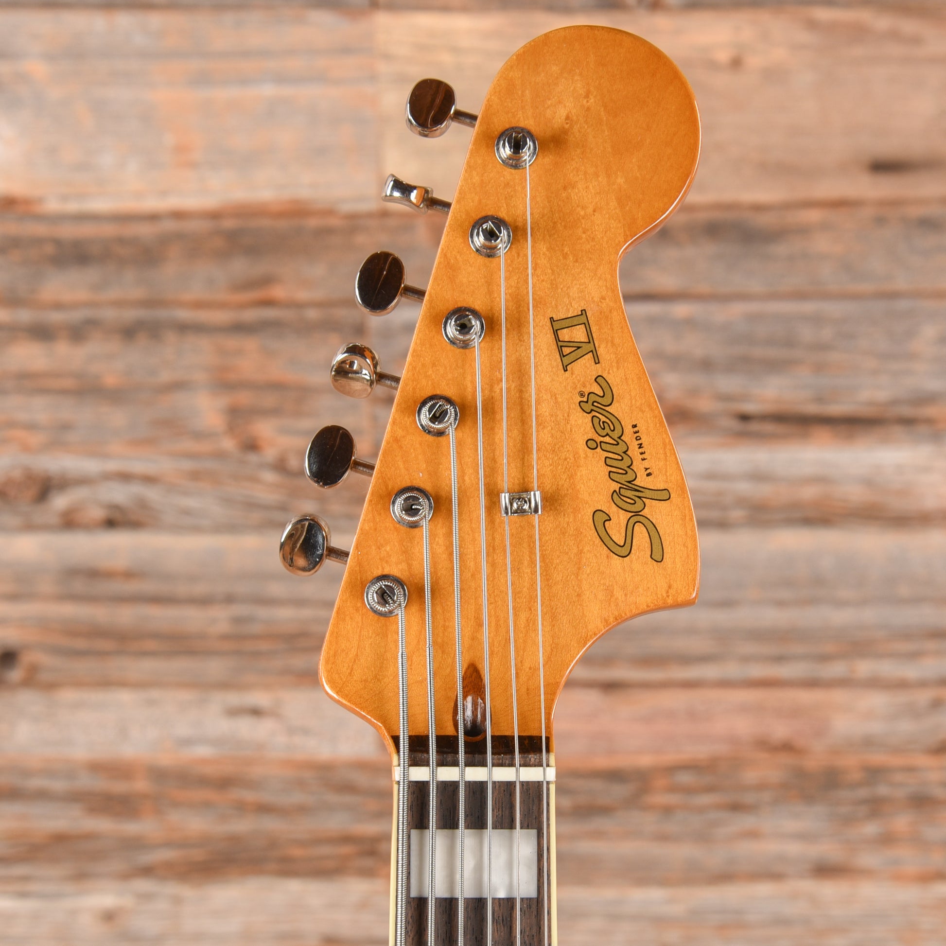 Squier Classic Vibe Bass VI Sunburst 2019 Bass Guitars / 5-String or More