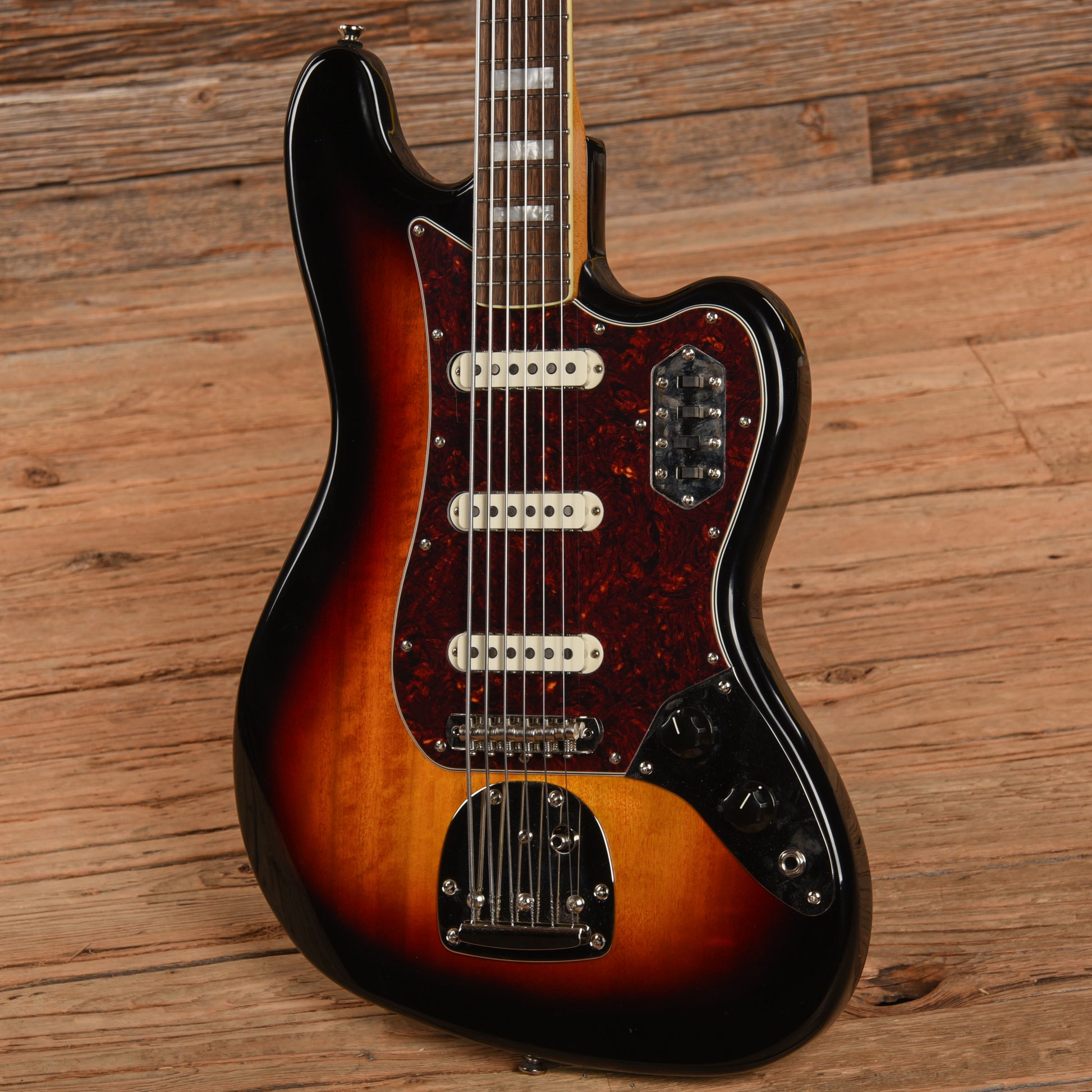 Squier Classic Vibe Bass VI Sunburst 2021 Bass Guitars / 5-String or More