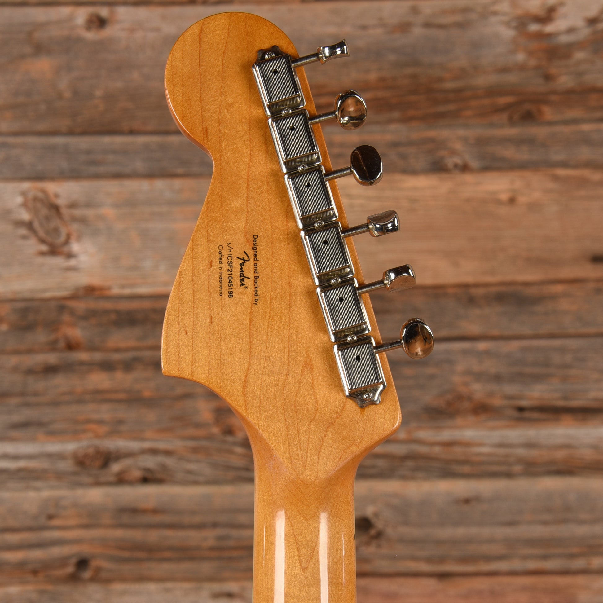 Squier Classic Vibe Bass VI Sunburst 2021 Bass Guitars / 5-String or More