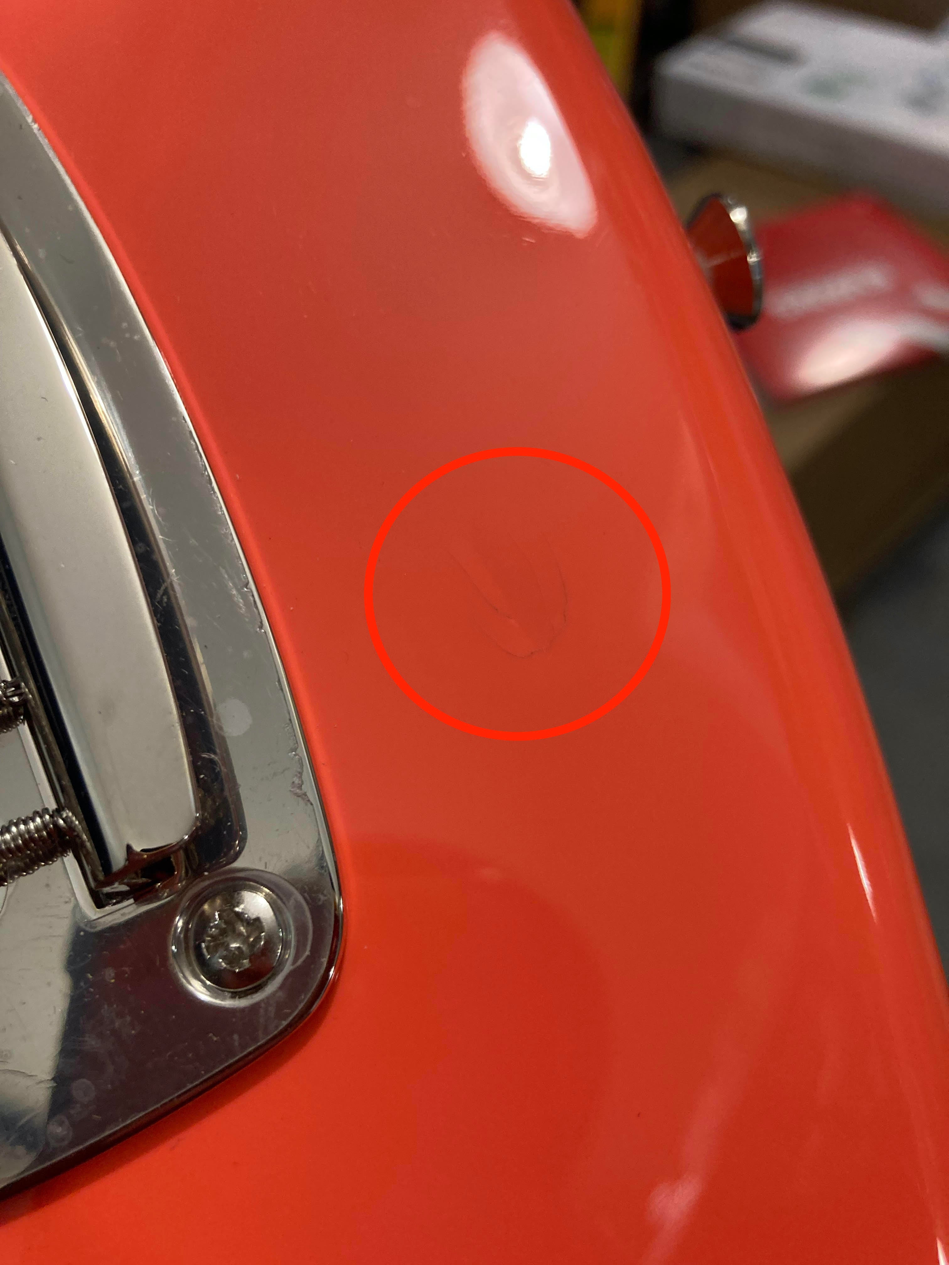 Squier Classic Vibe Bass VI Tahitian Coral Bass Guitars / 5-String or More