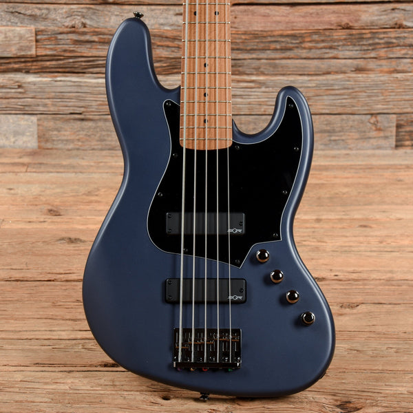 squier-bass-guitars-5-string-