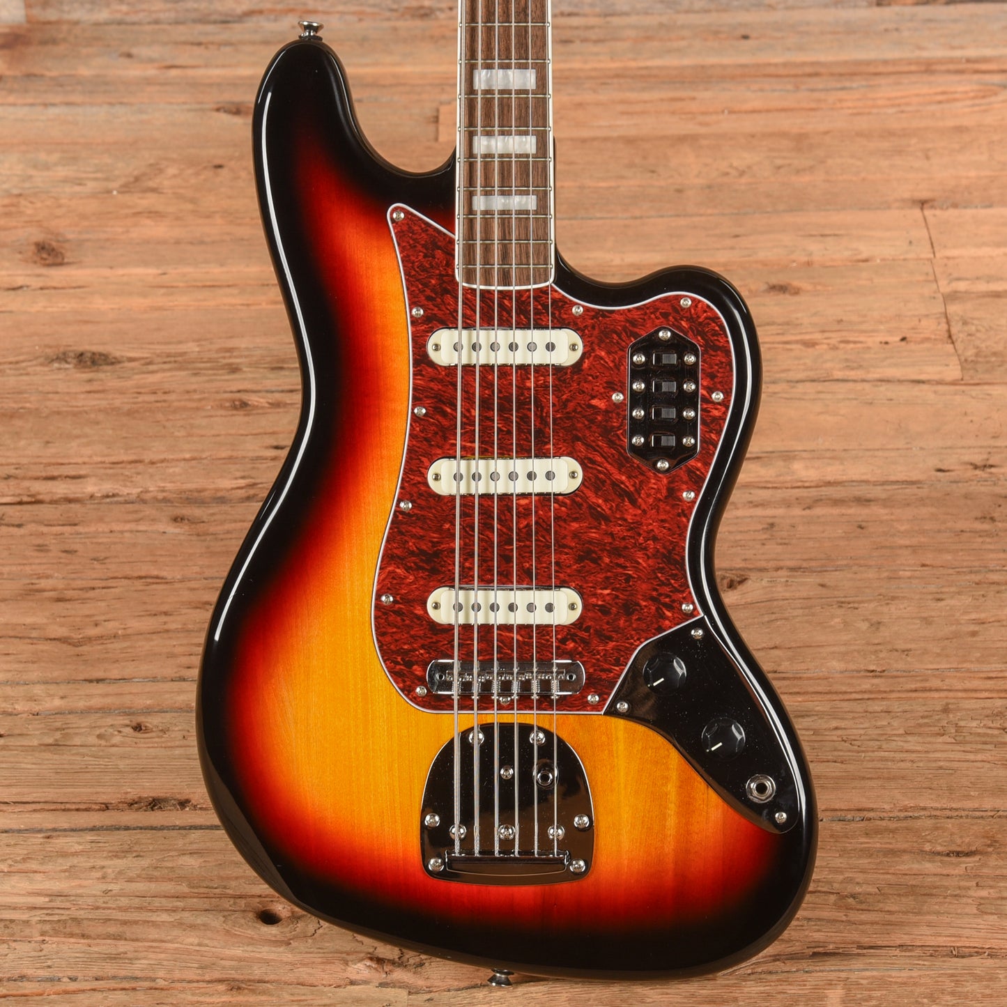 Squier Bass VI Sunburst 2018 Bass Guitars