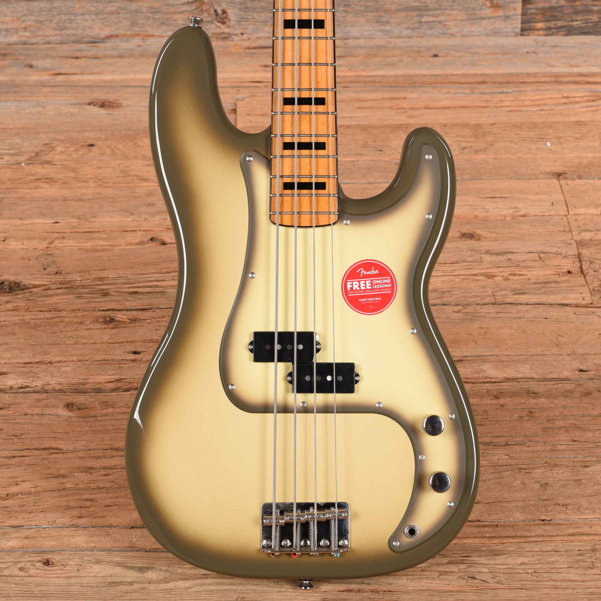 Squier Classic Vibe '70s Precision Bass Antigua Bass Guitars