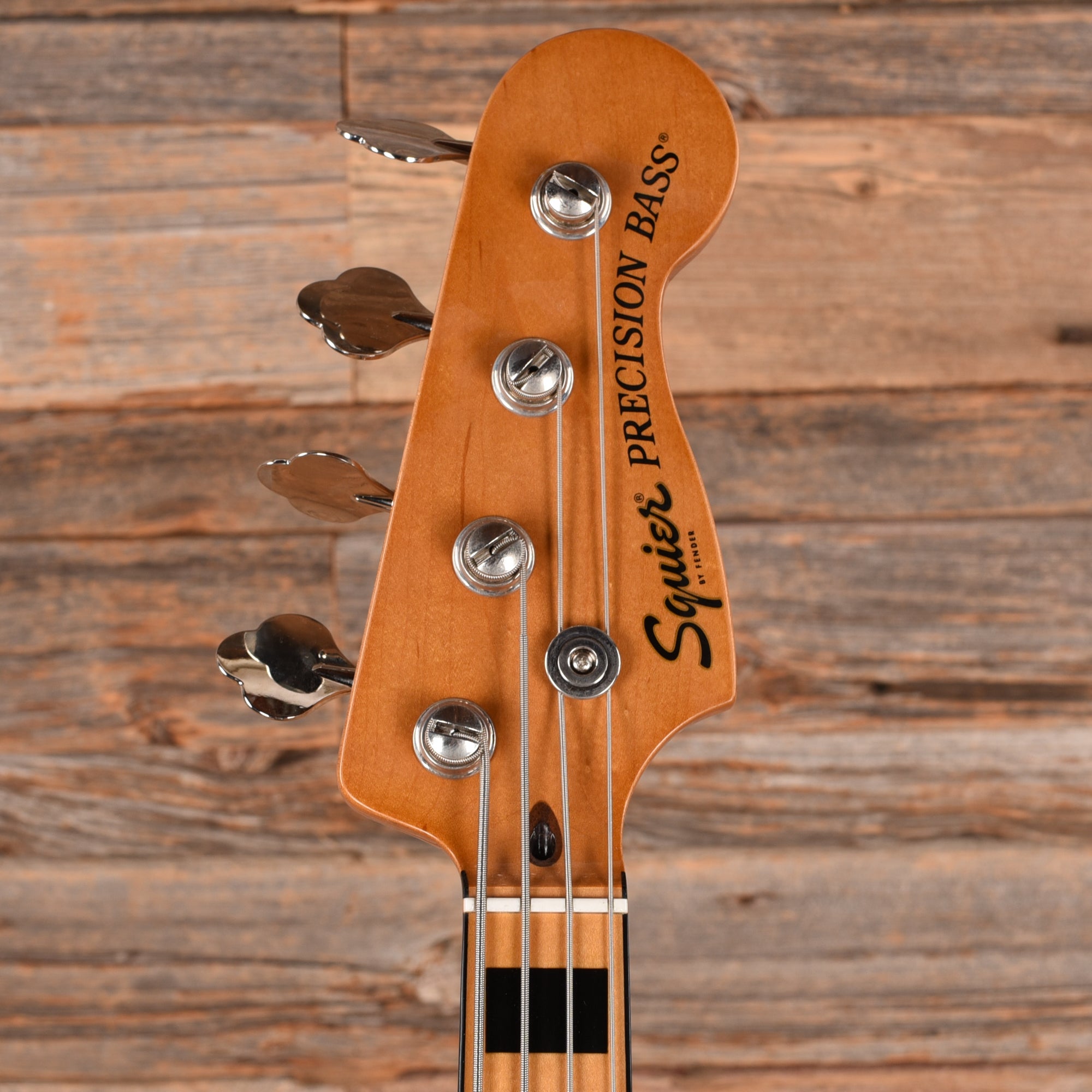 Squier Classic Vibe '70s Precision Bass Antigua Bass Guitars