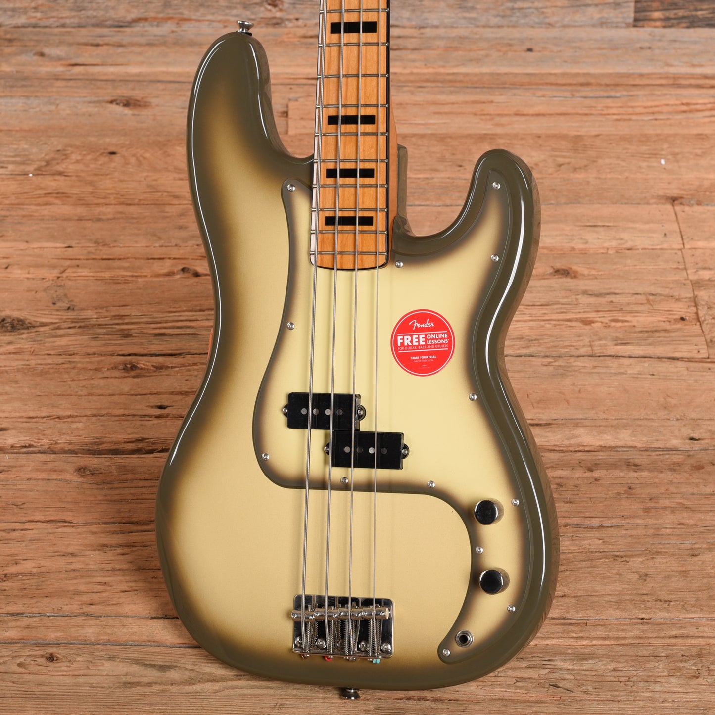Squier Classic Vibe '70s Precision Bass Antigua Bass Guitars