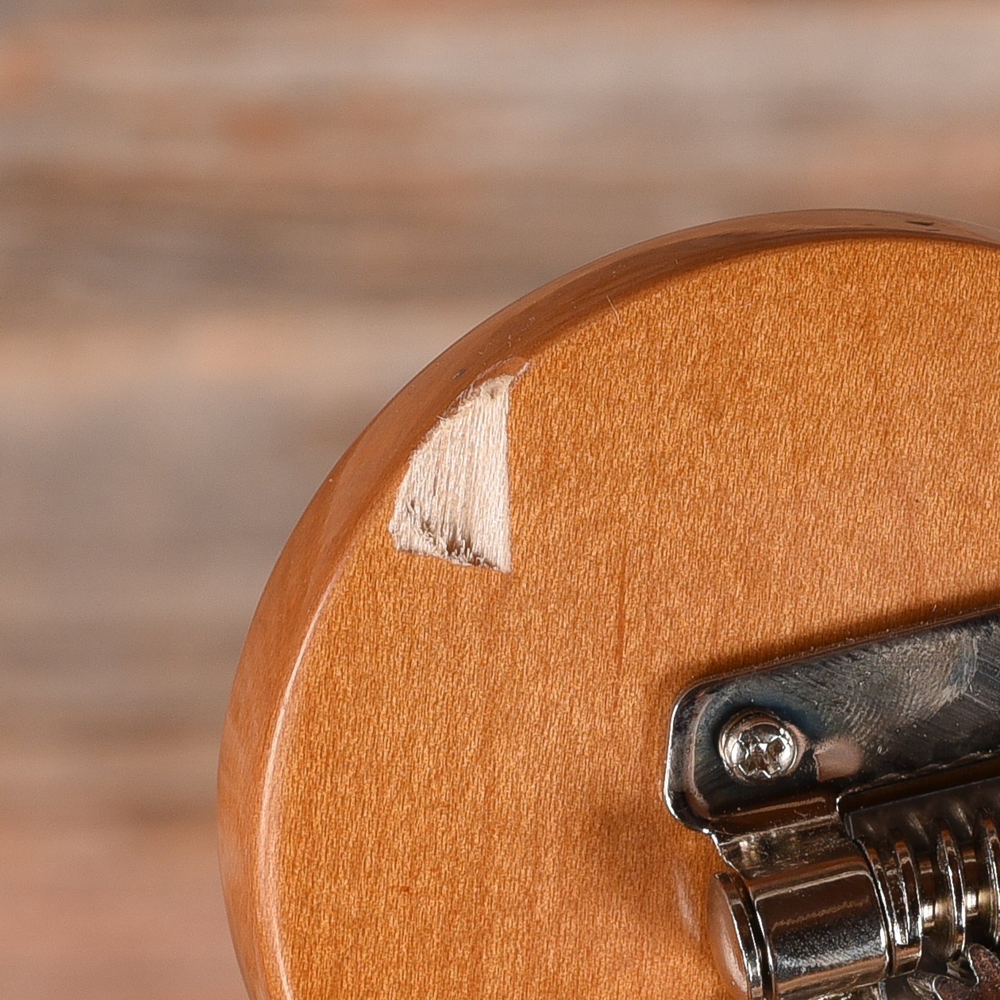 Squier Classic Vibe '70s Precision Bass Antigua Bass Guitars