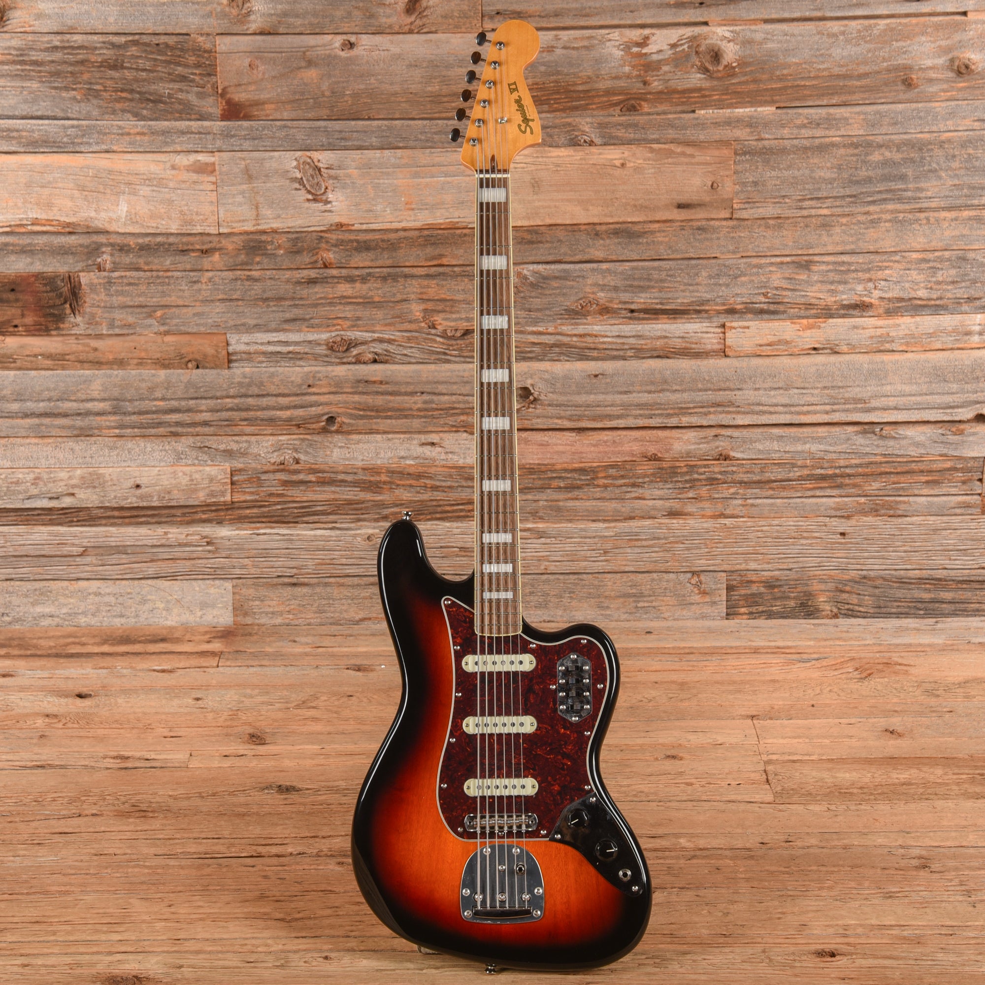 Squier Classic Vibe Bass IV Sunburst 2019 Bass Guitars