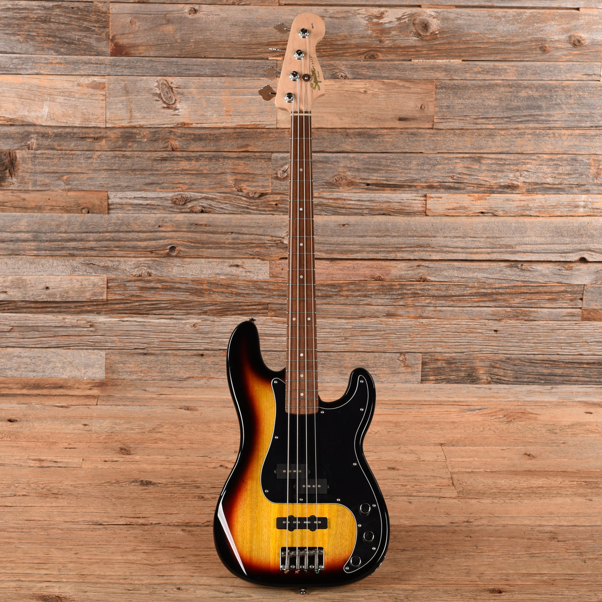Squier FSR Affinity PJ Bass Sunburst 2018 Bass Guitars