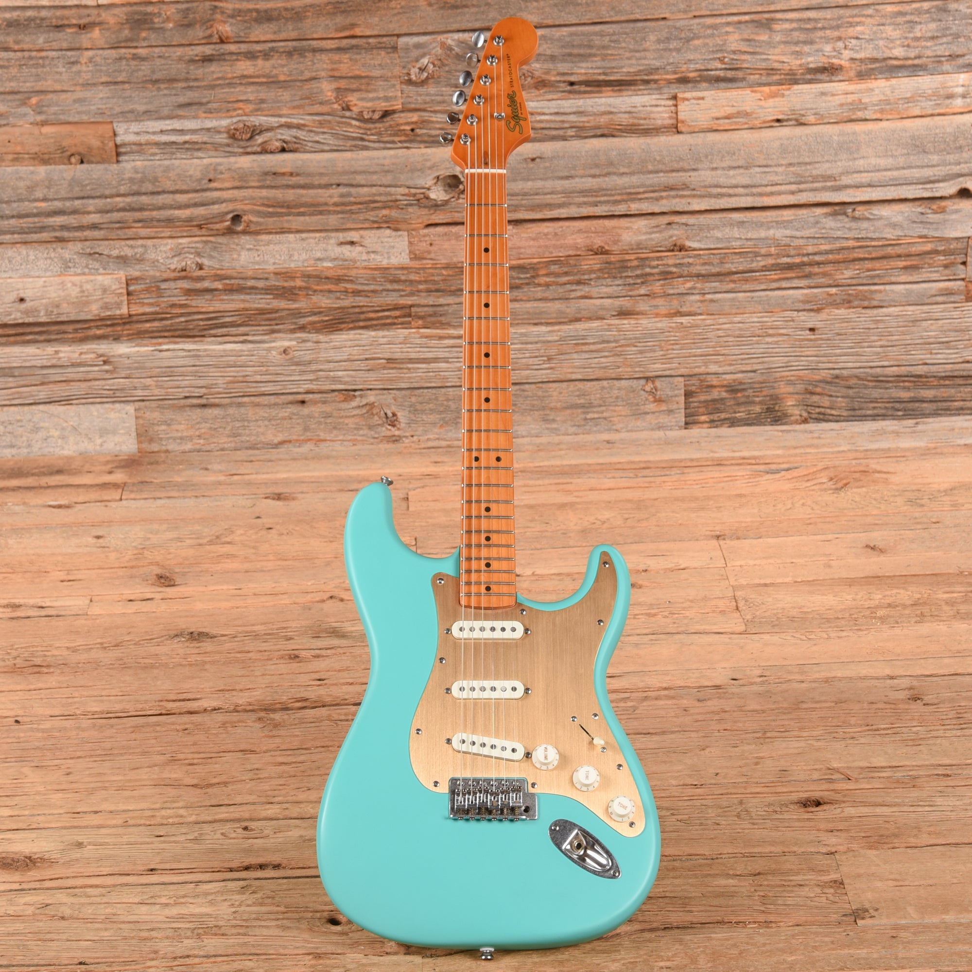 Squier 40th Anniversary Vintage Edition Stratocaster Satin Sea Foam Green Electric Guitars / Solid Body